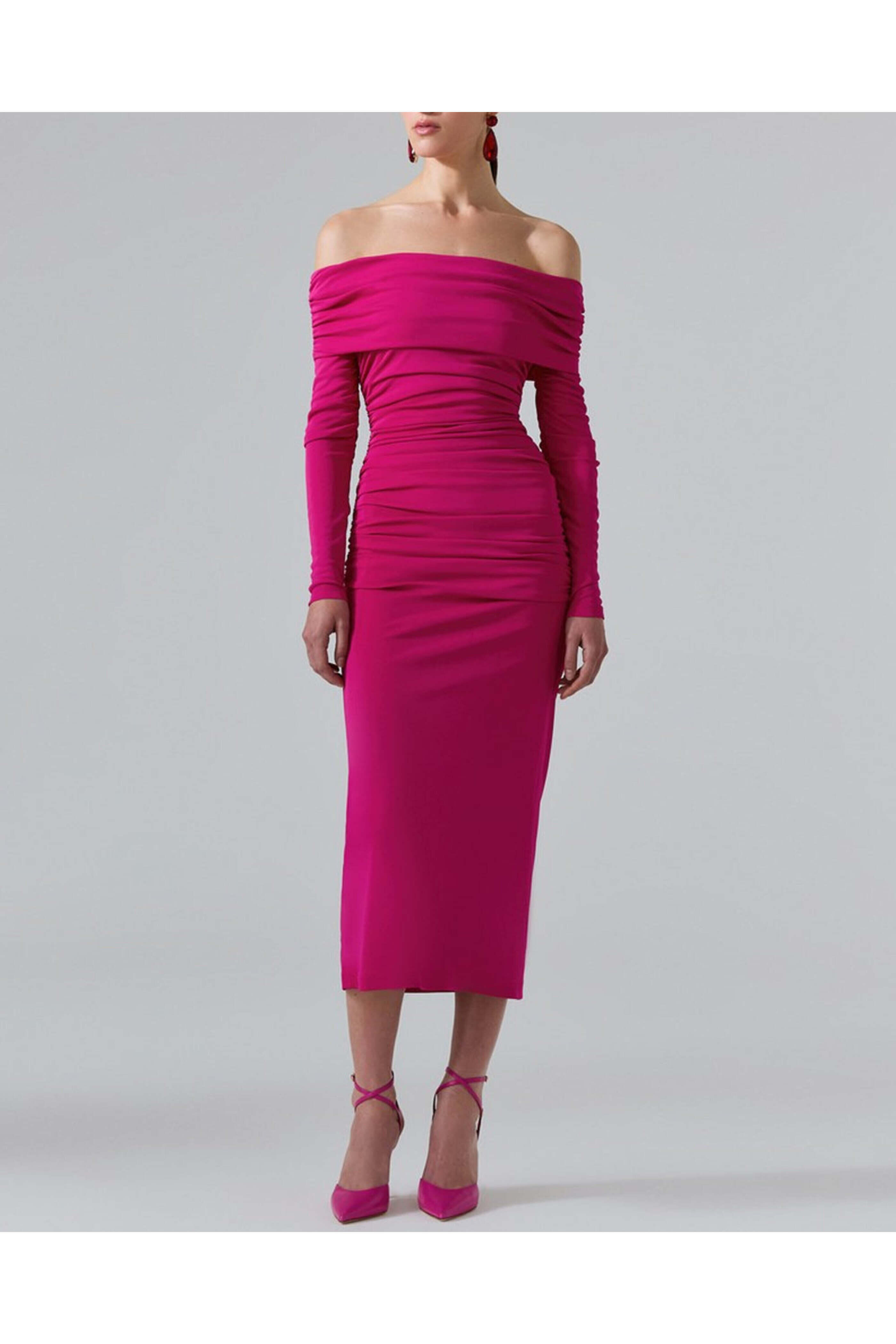 ワンピース Carolina Herrera 'Off-Shoulder 3/4 SLV Ruched Midi' dress Carolina Herrera Off-The-Shoulder Ruched Denim Midi Dress