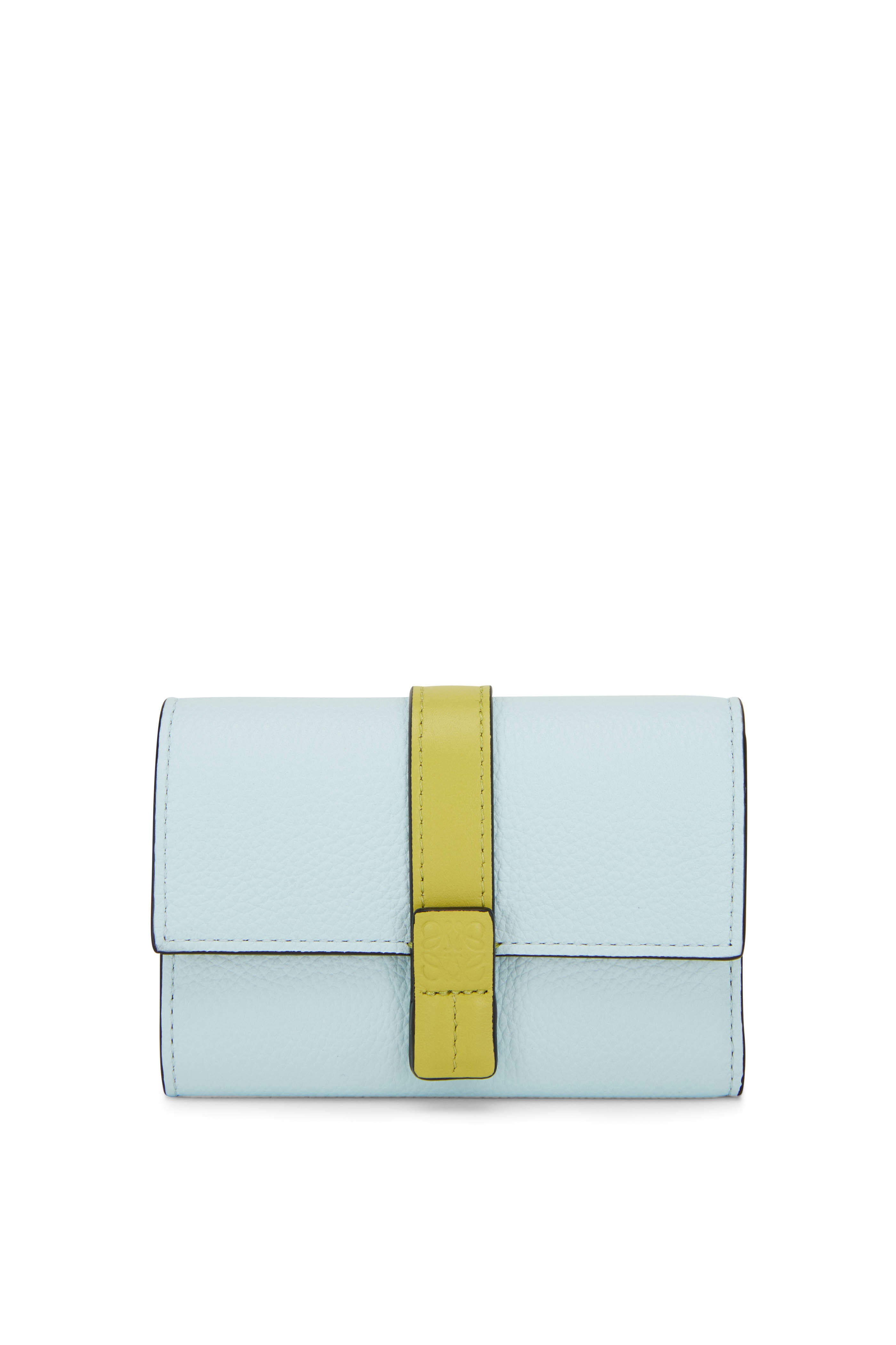 １点限り！累積売上総額第１位！【LOEWE】LINEN BIFOLD WALLET Loewe - Puzzle Stitches Bifold Wallet | HBX - HYPEBEAST 为您