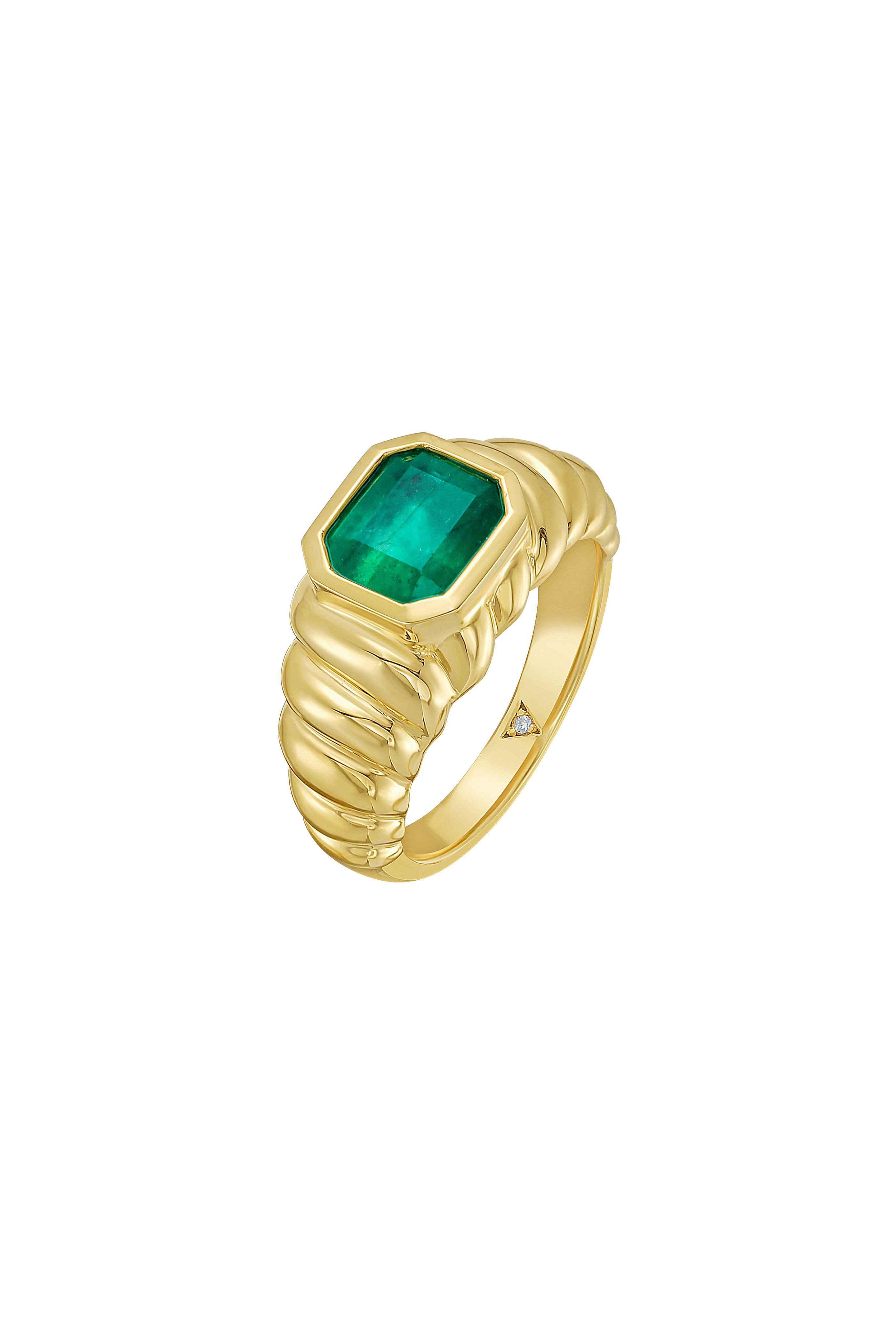 Ruchi - 18k Yellow Gold Sonnet Emerald Bezel Ring