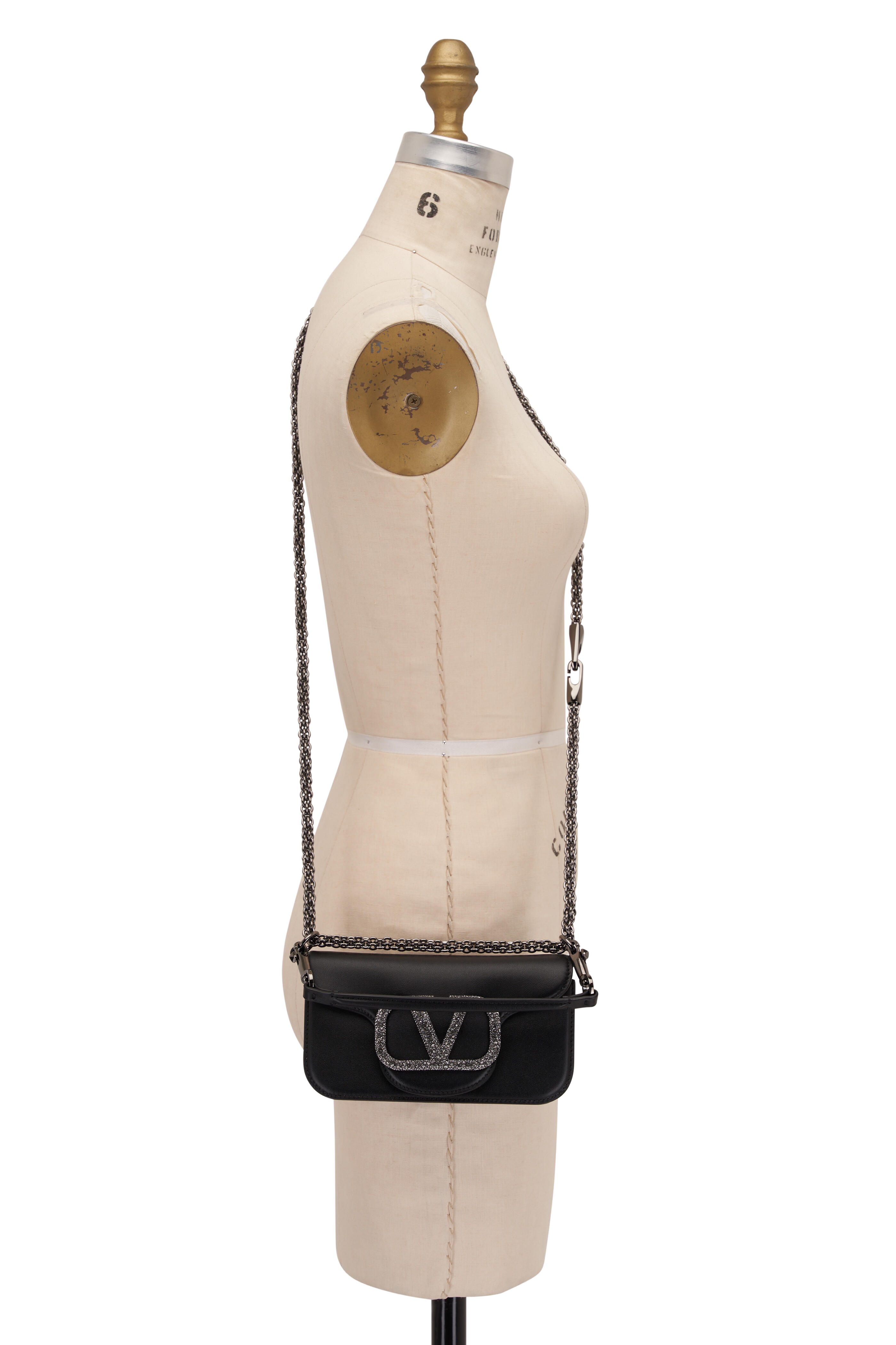 Valentino Garavani Loco V-Logo leather shoulder bag Fuschia ref.727790 -  Joli Closet
