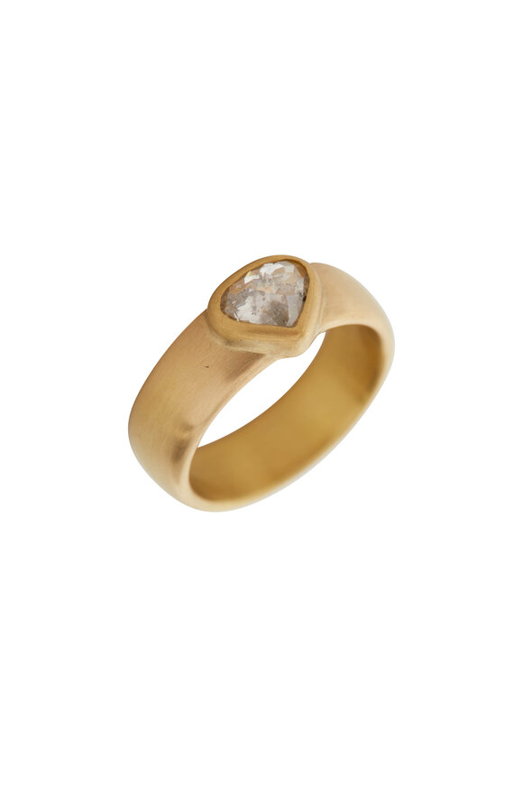 Caroline Ellen - Pearshape Diamond Ring