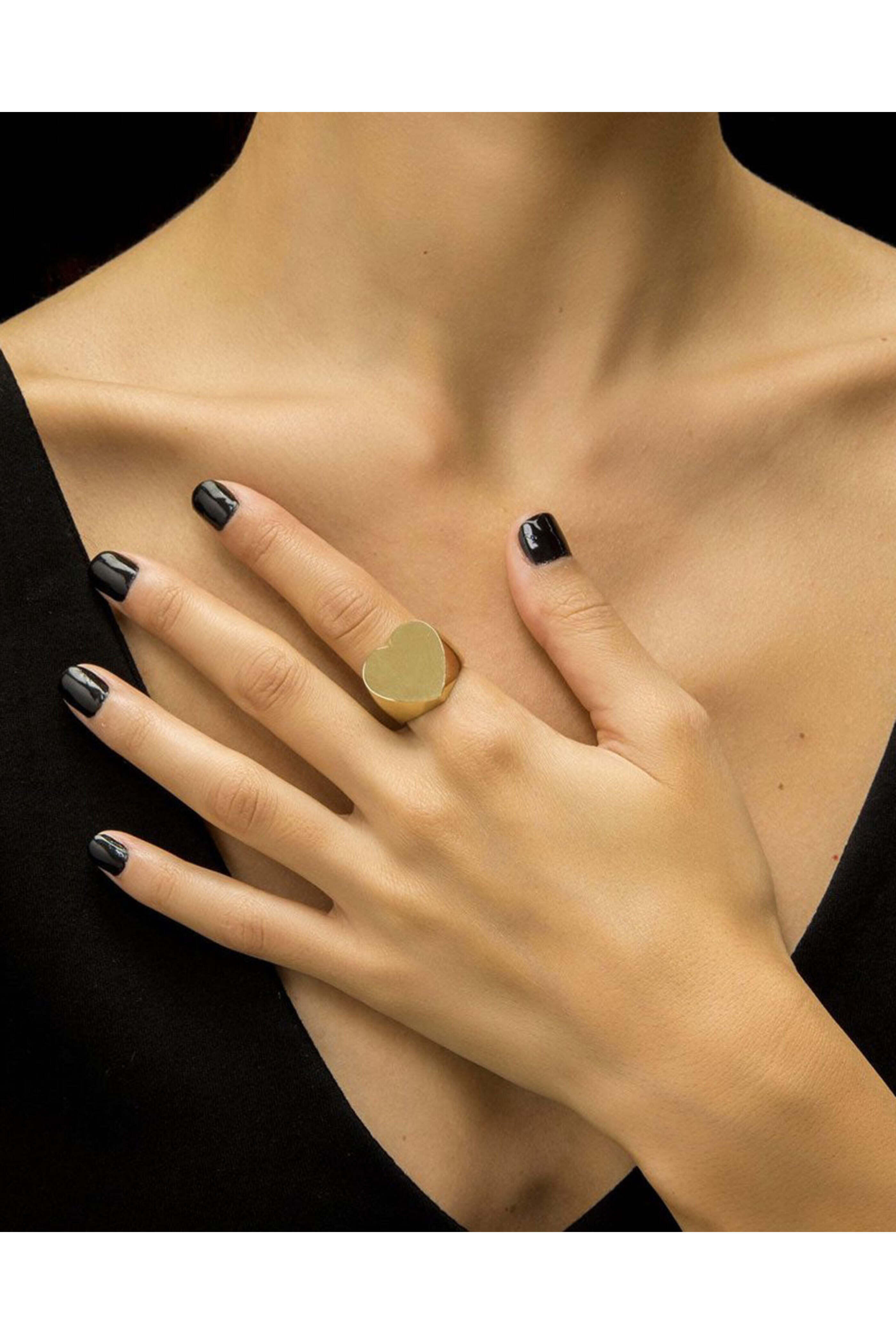 Established - Flat Heart Surface Ring