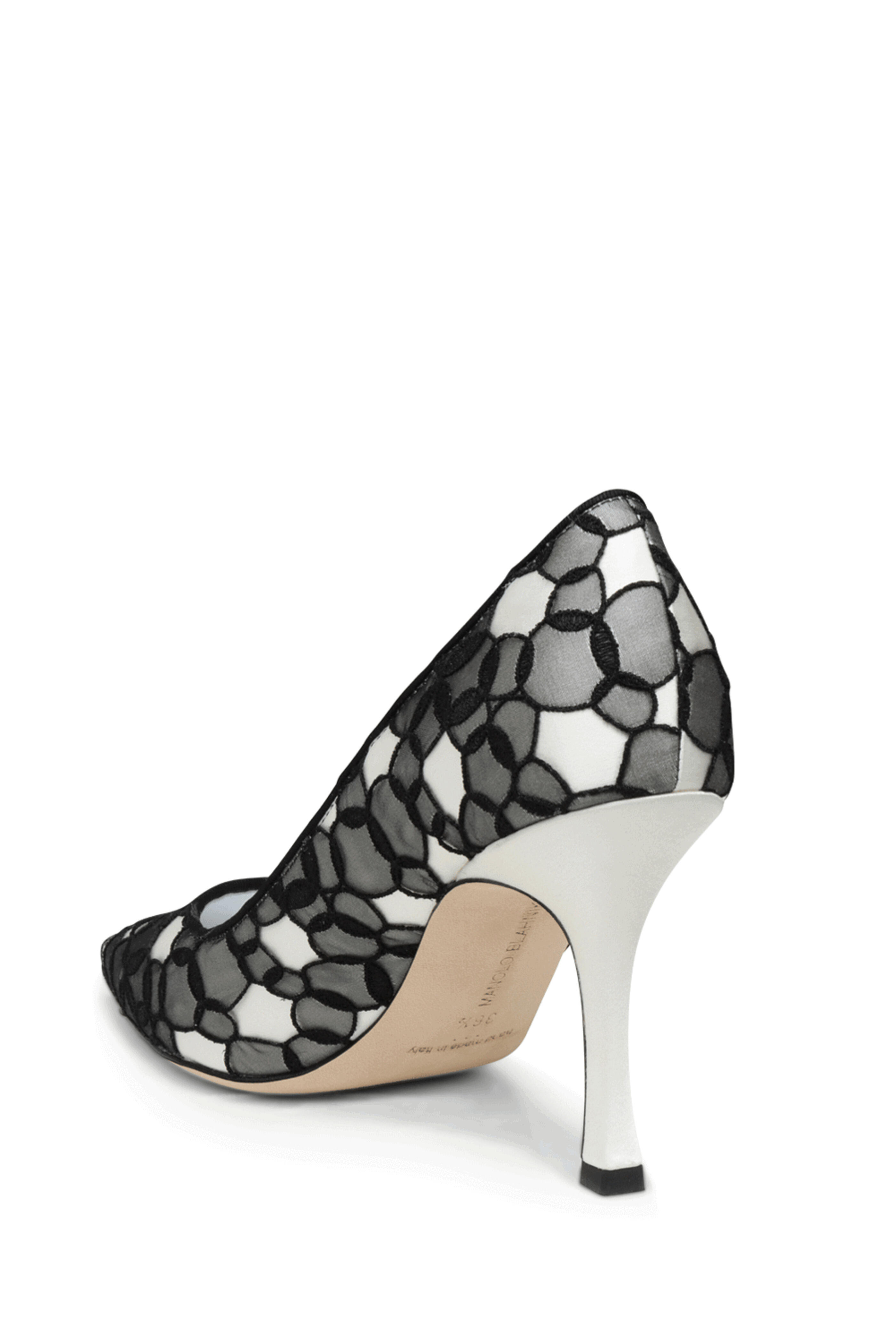 Manolo Blahnik - Neliraval Circle Satin Pump in Cream and Black