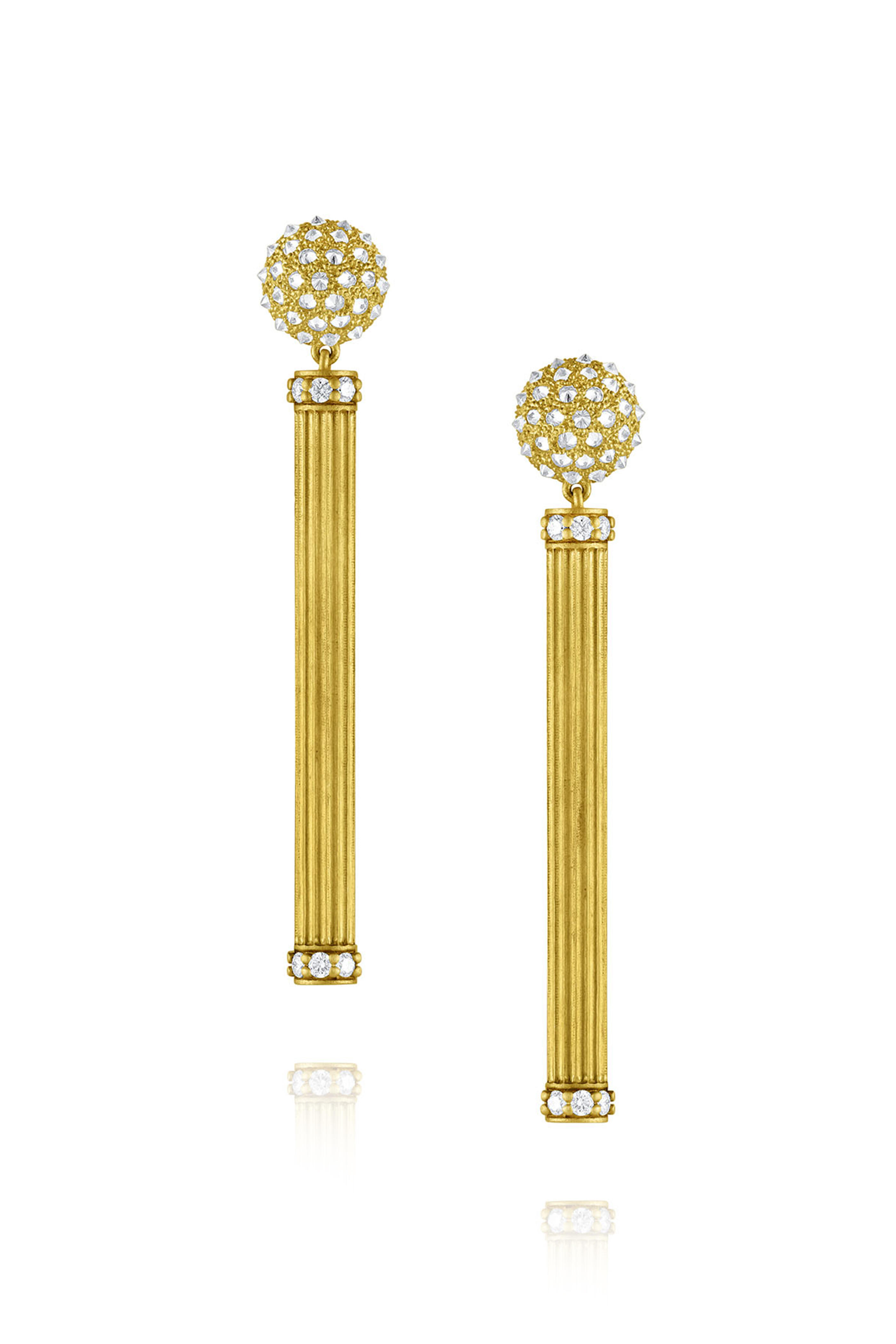 Leigh Maxwell - 18k Yellow Gold Long Ridged Diamond Earring - view 1