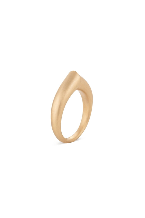 Nada Ghazal 18k Yellow Gold Arch Courage Stripe Small Ring - view 1