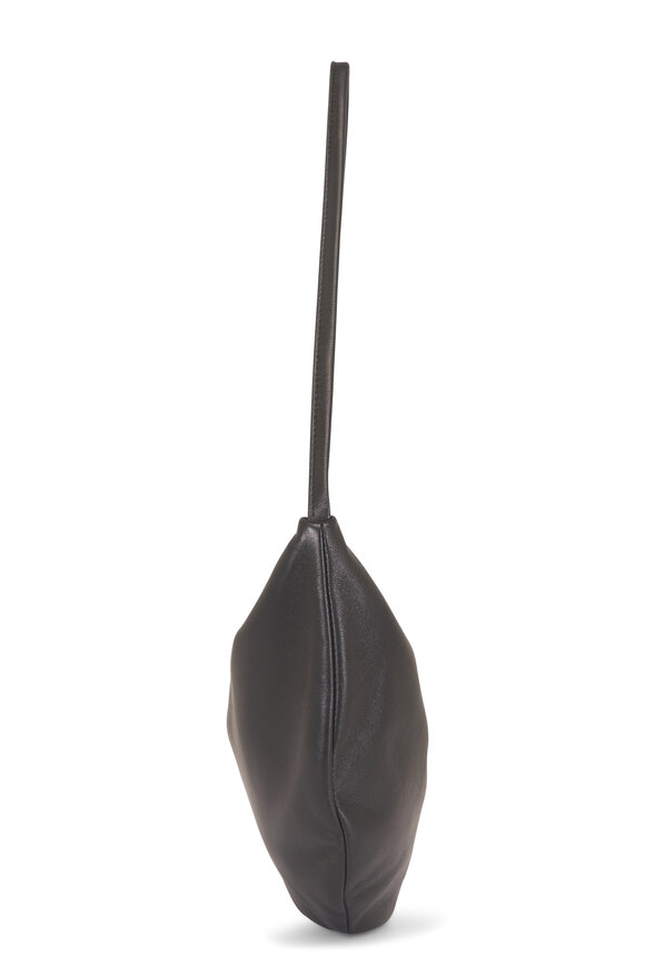 The Row Small Izzy Black Leather Bag - view 3