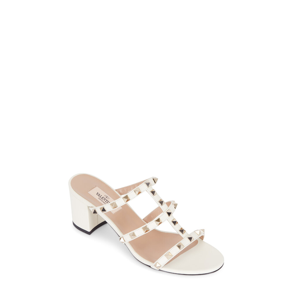 VALENTINO GARAVANI スタッズミュール ベージュ ロックスタッズ エナメル ミュール for ウィメンズ インチ
