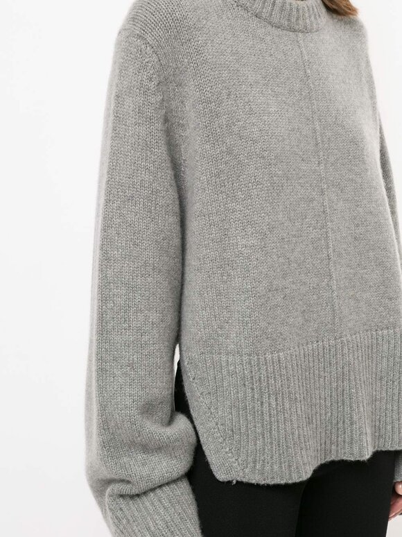 Khaite - Virginia Gray Cashmere Mock Neck Sweater