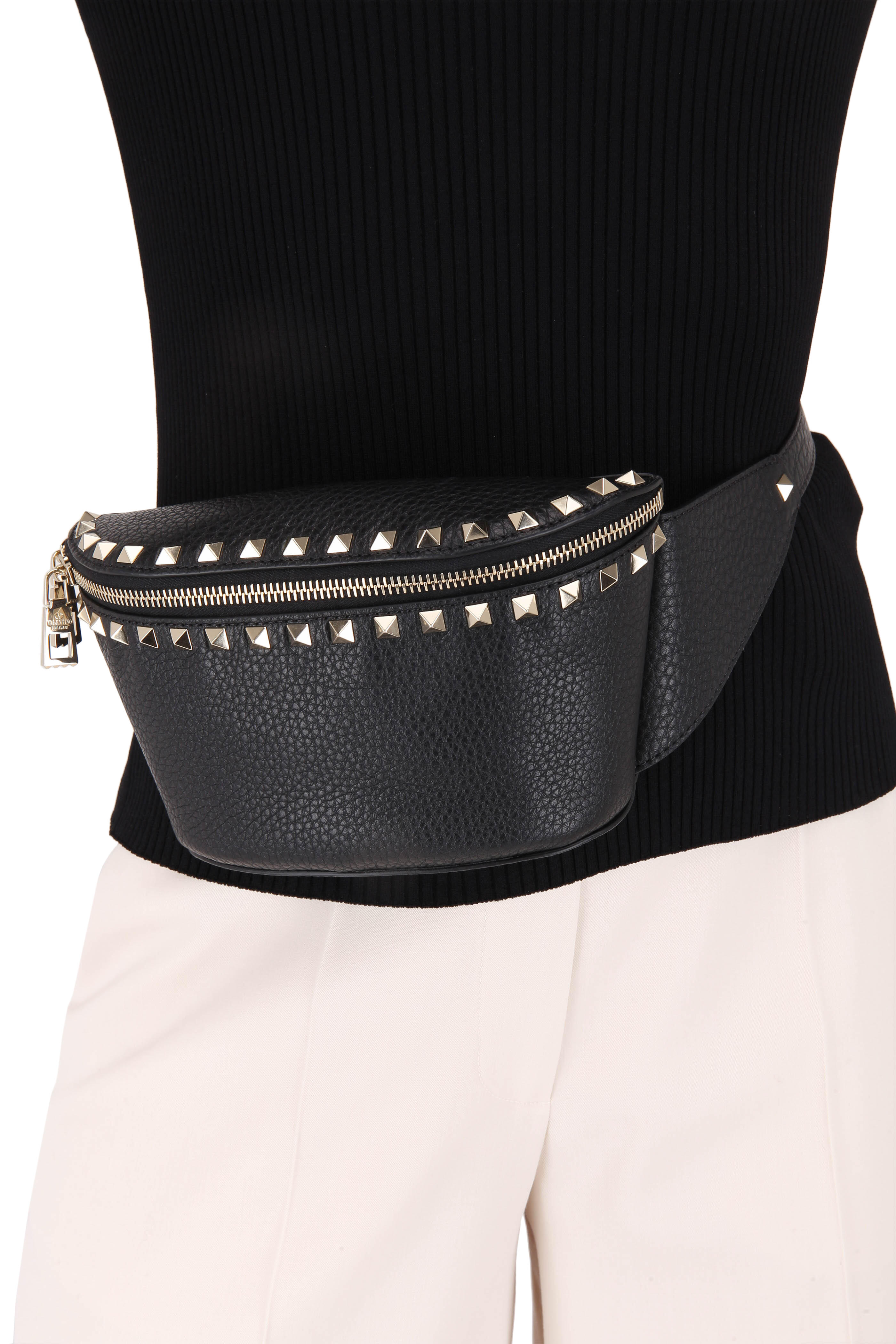 talentfulde ironi lejr Valentino Garavani - Rockstud Black Pebbled Leather Belt Bag
