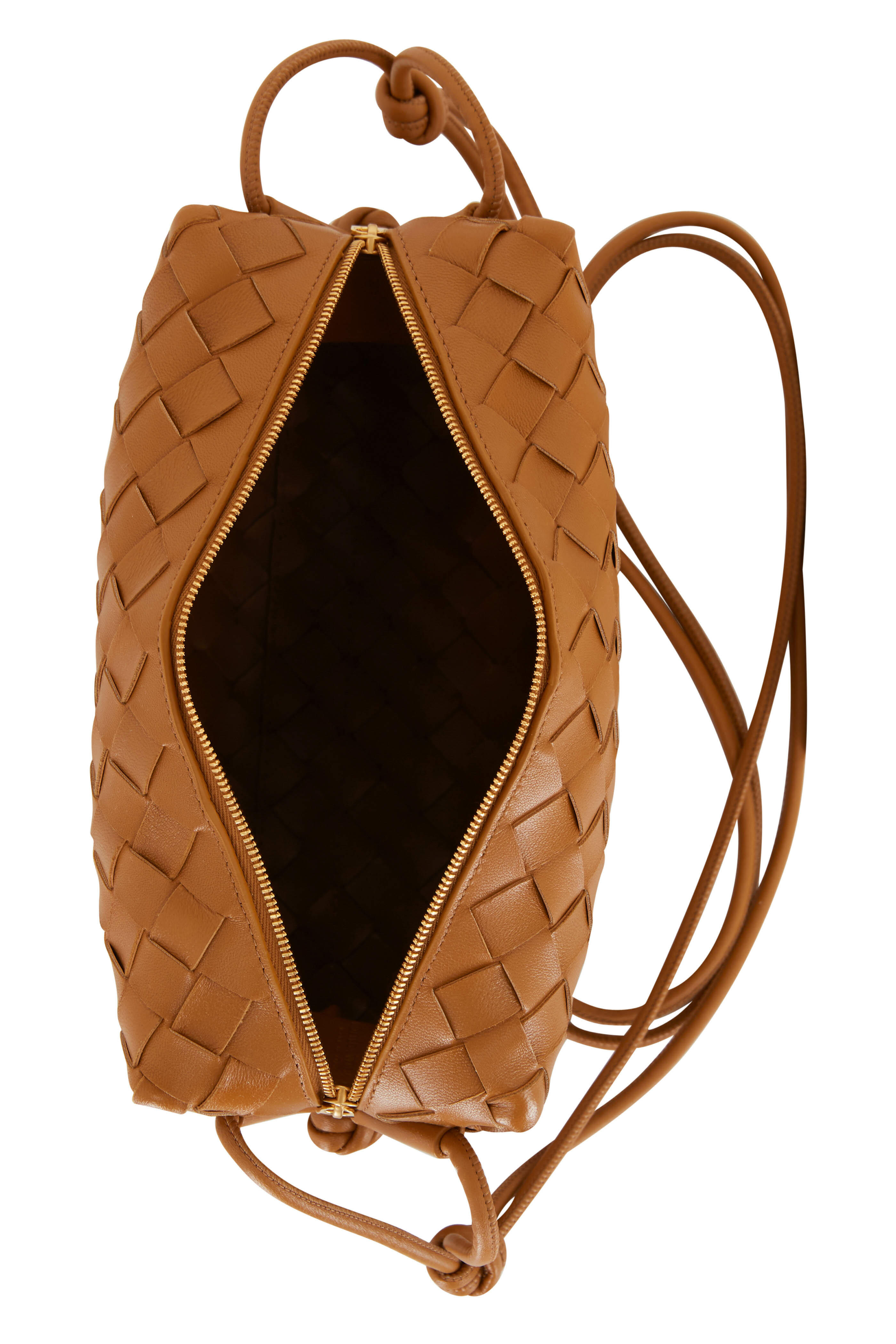 Shoulder bag in woven leather with belt handle