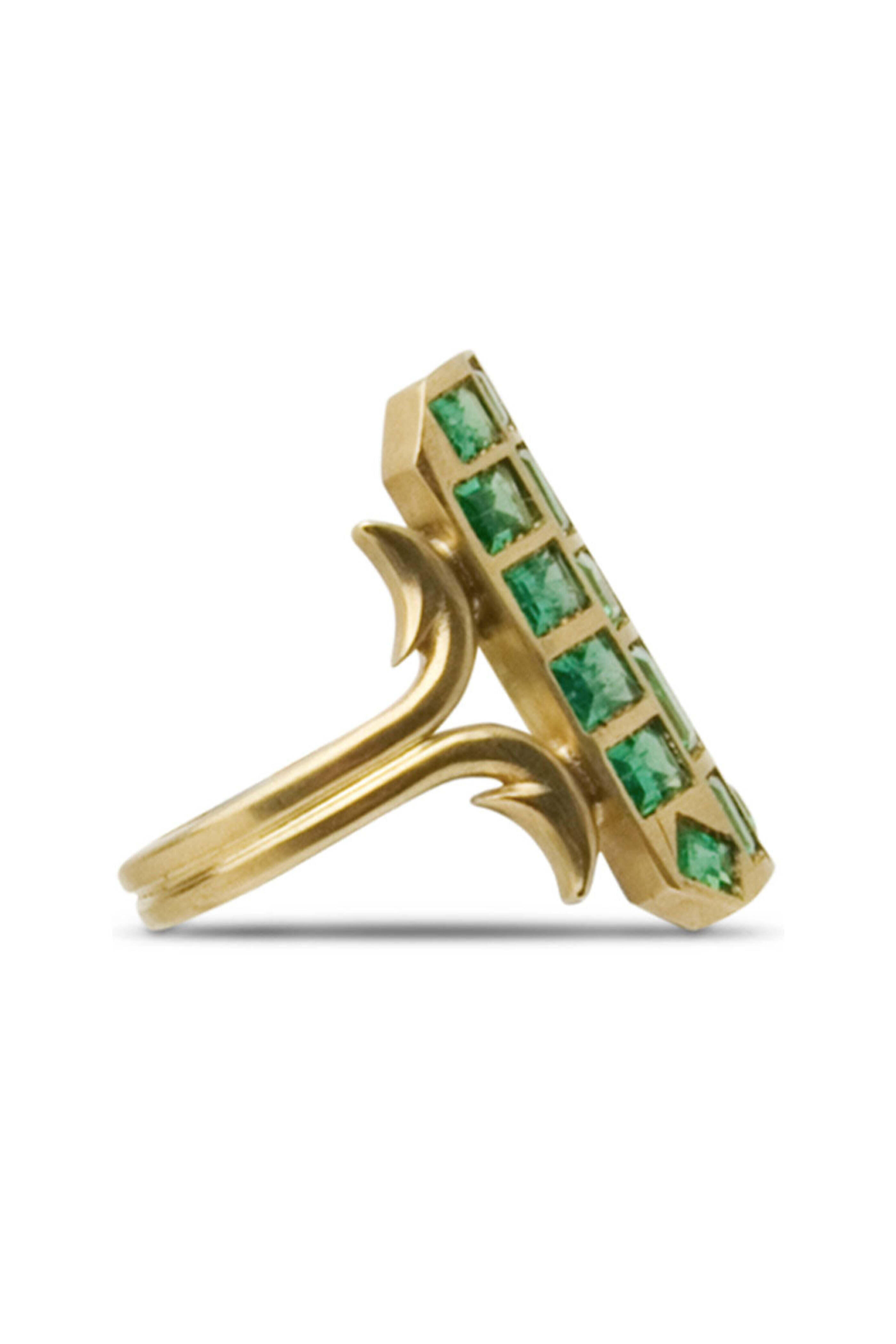 Sylva & Cie - 18k Yellow Gold Short Emerald Ten Table Ring