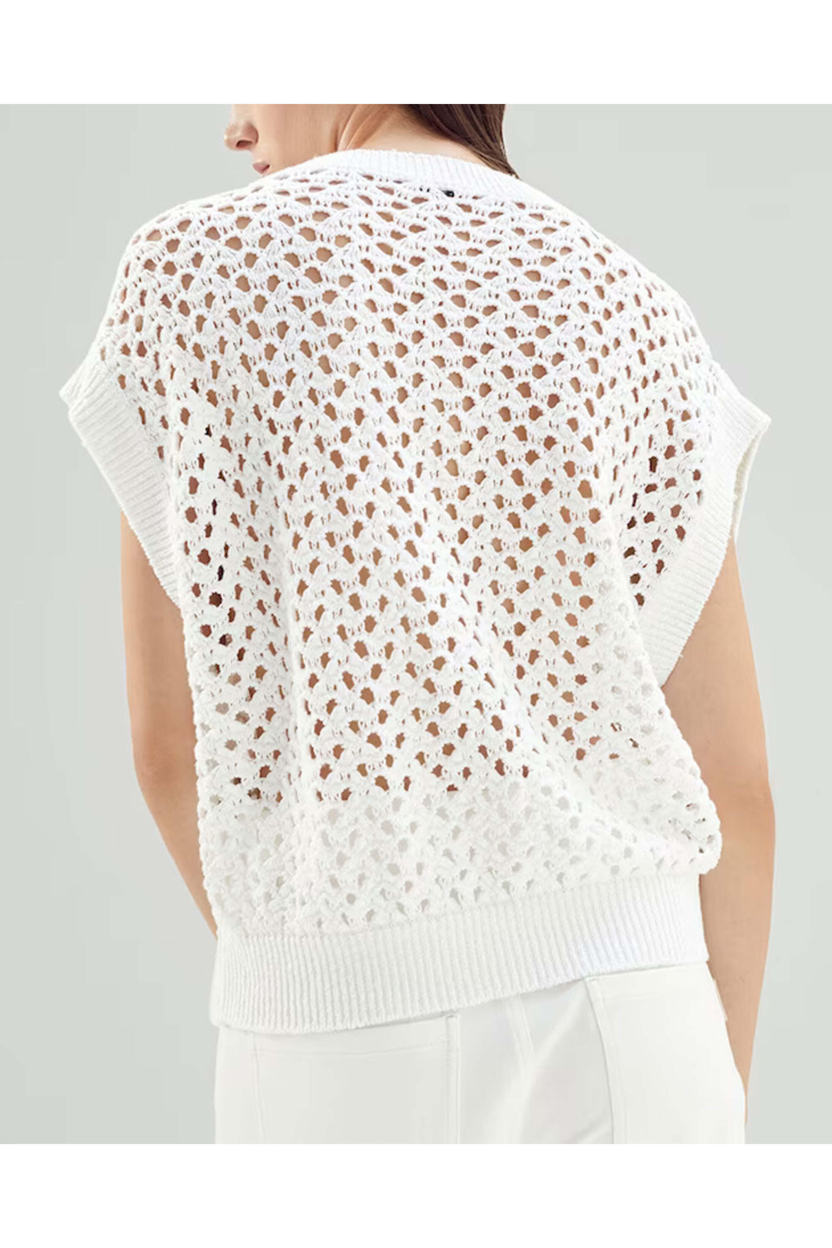 Brunello Cucinelli - White Diamond Crochet Top | Mitchell Stores