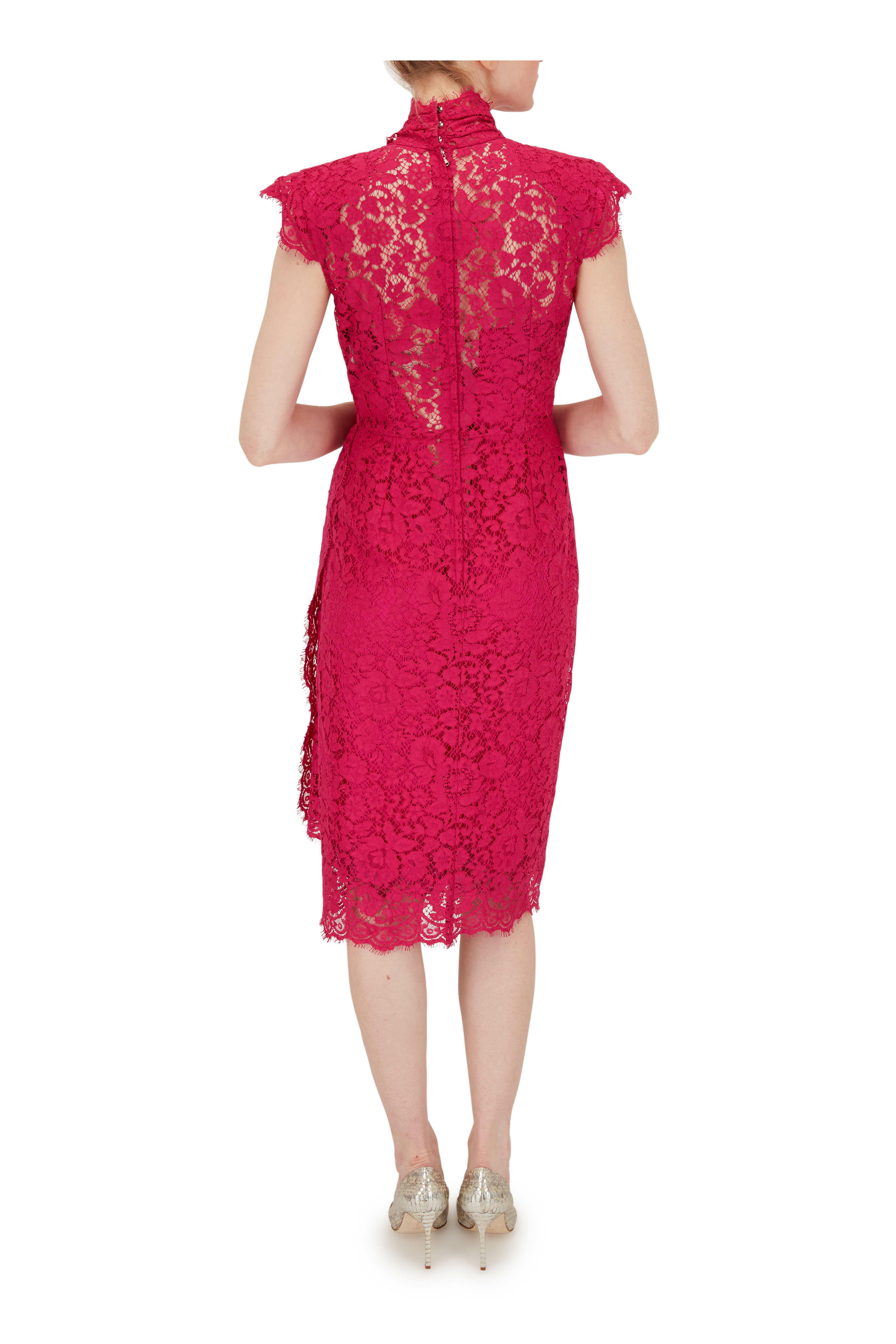 Manolo Blahnik - Lisa Pearl Silver Snakeskin Pump, 90mm