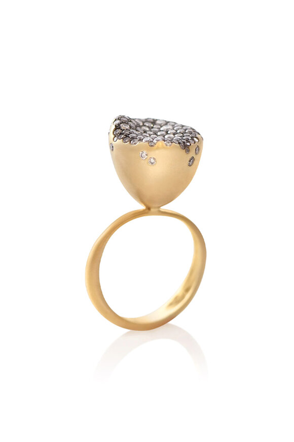 Nada Ghazal 18k Yellow Gold Baby Malak Flourish Medium Ring - view 1