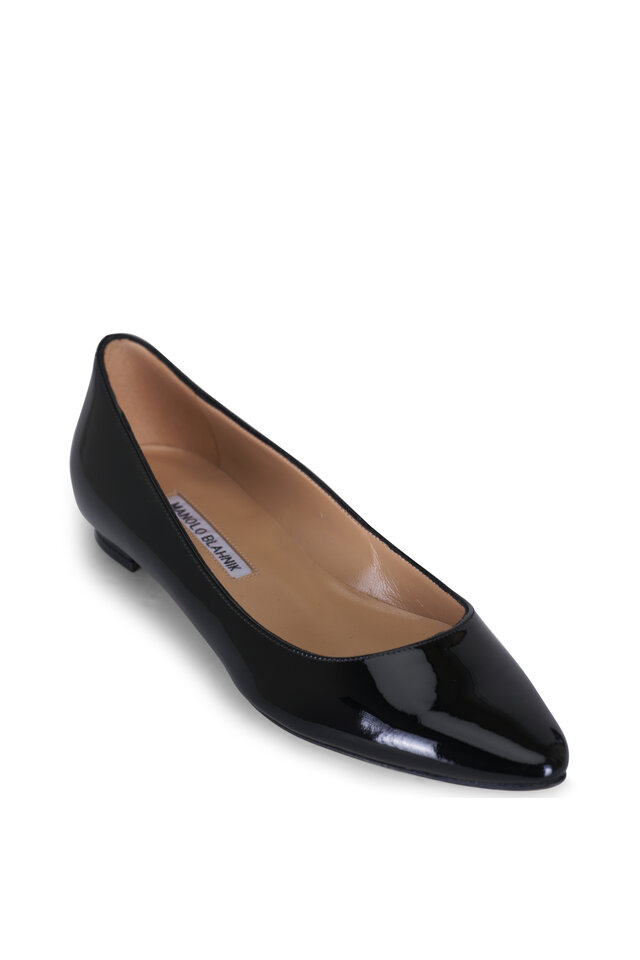 【送料&関税込】Manolo Blahnik hangisi DACcolletAC HANGISI | Black Satin Jewel Buckle Pumps | Manolo Blahnik