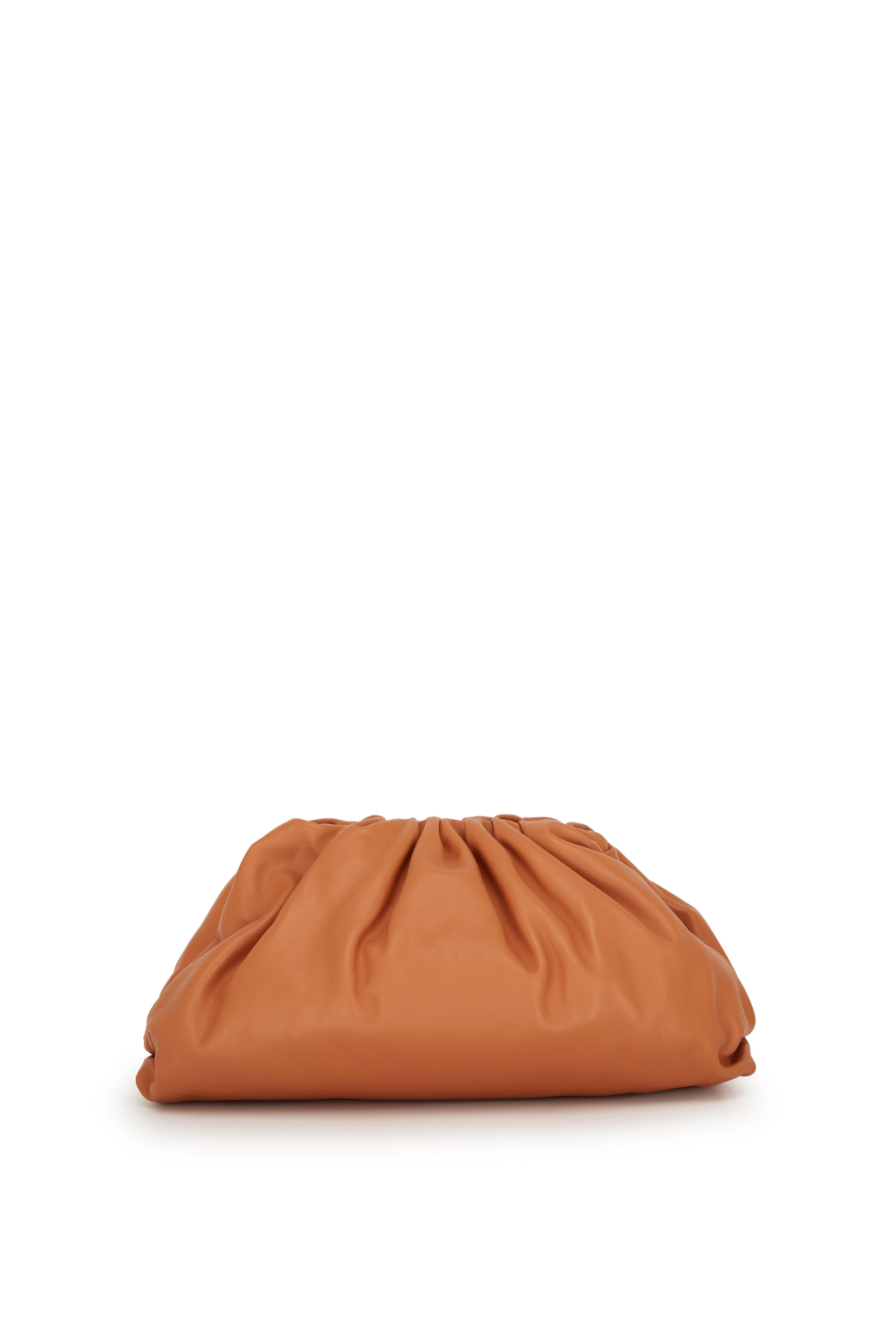 【関税＆送料込み】Bottega Veneta Clutches Bottega Veneta - The Pouch Clay Leather Large Clutch