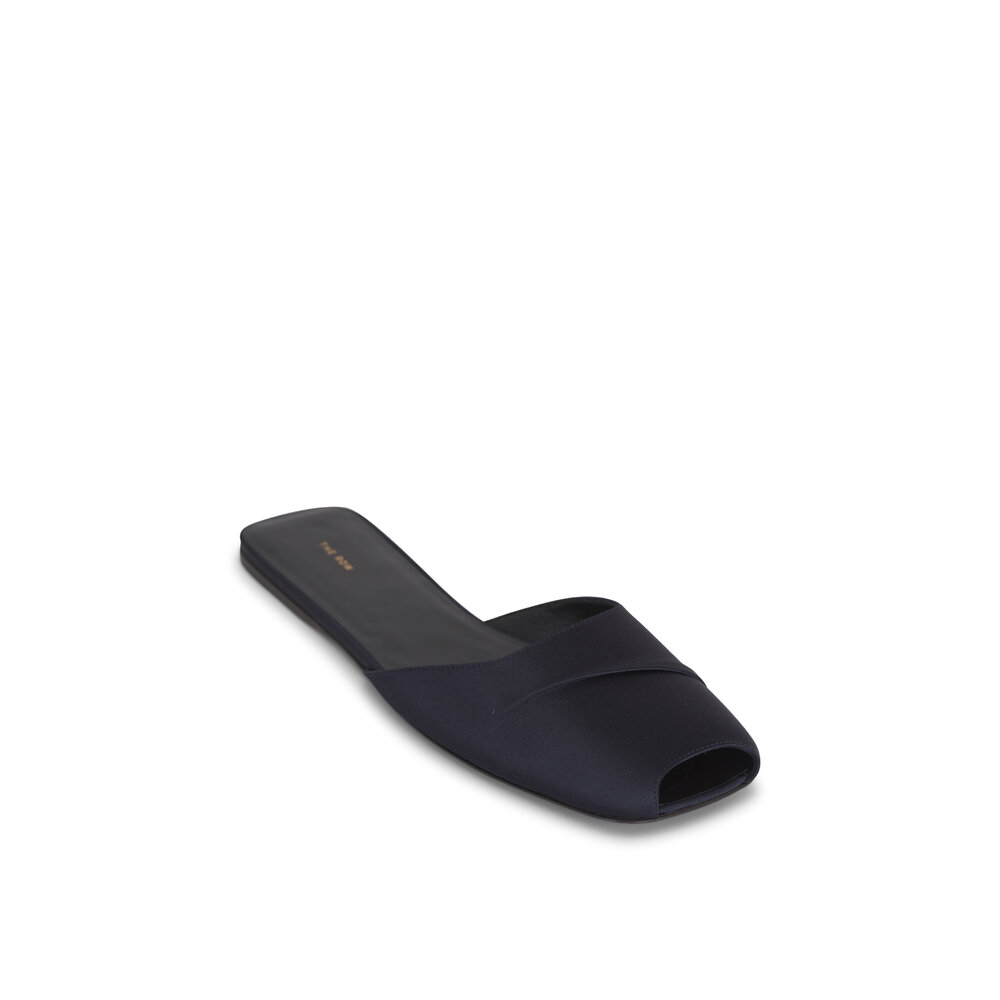 【関税込み】the row MILLA FLAT' SANDALS The Row Milla Flat Sandals | Black | FARFETCH