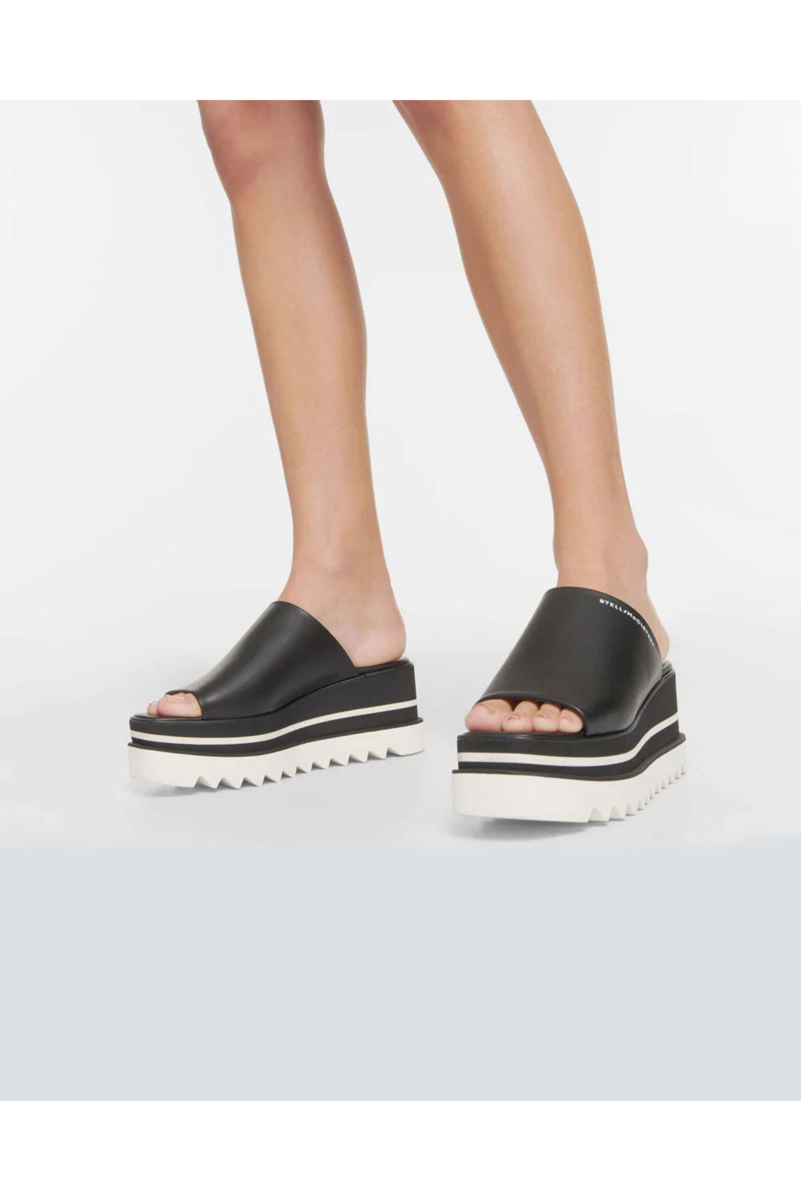 【Stella McCartney】 Sneak-Elyse platform mules Sneak-Elyse platform mules in white - Stella Mc Cartney