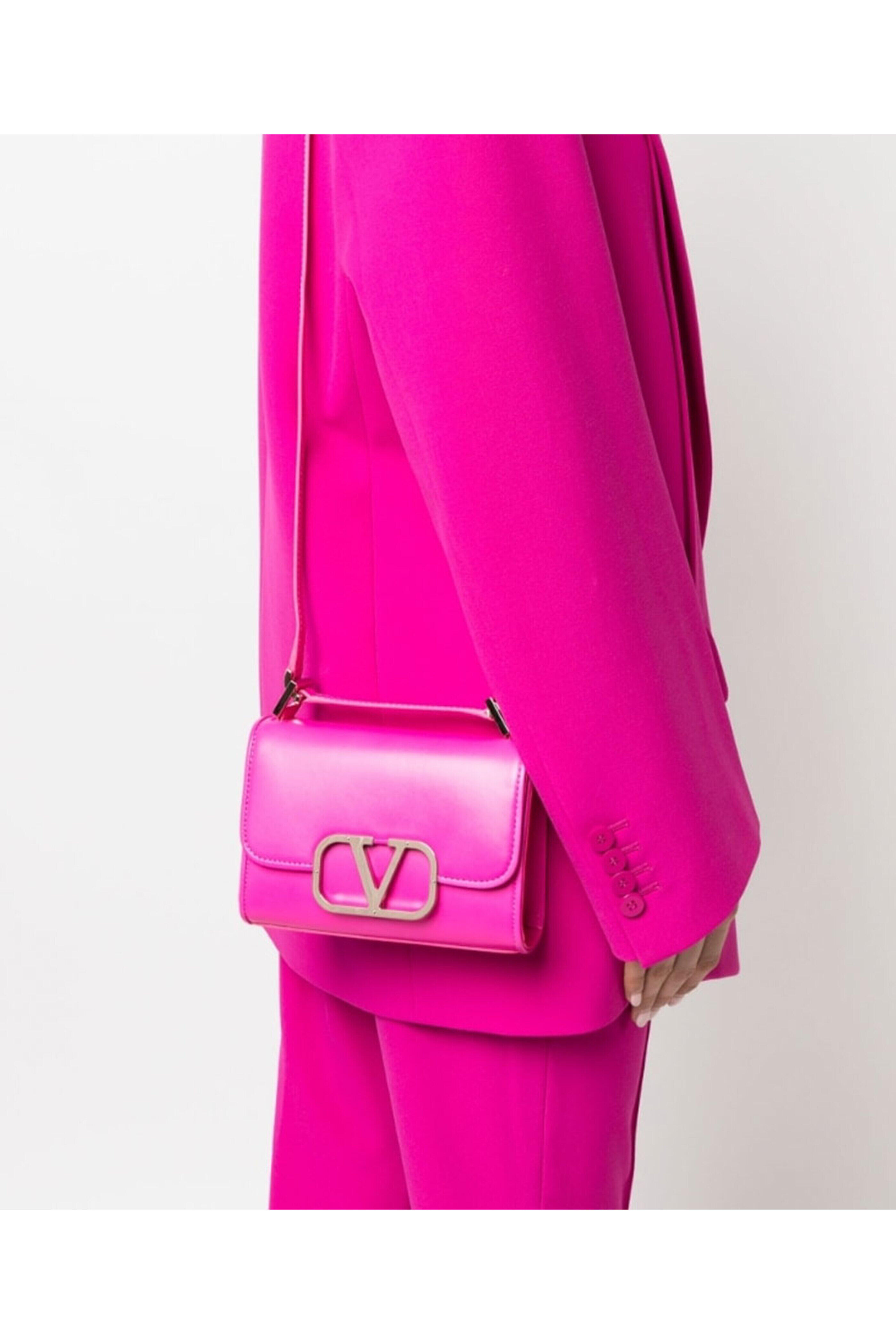 【関税込み】Valentino Garavani small shoulder bag 0400020254080_BLACK?wid=600&
