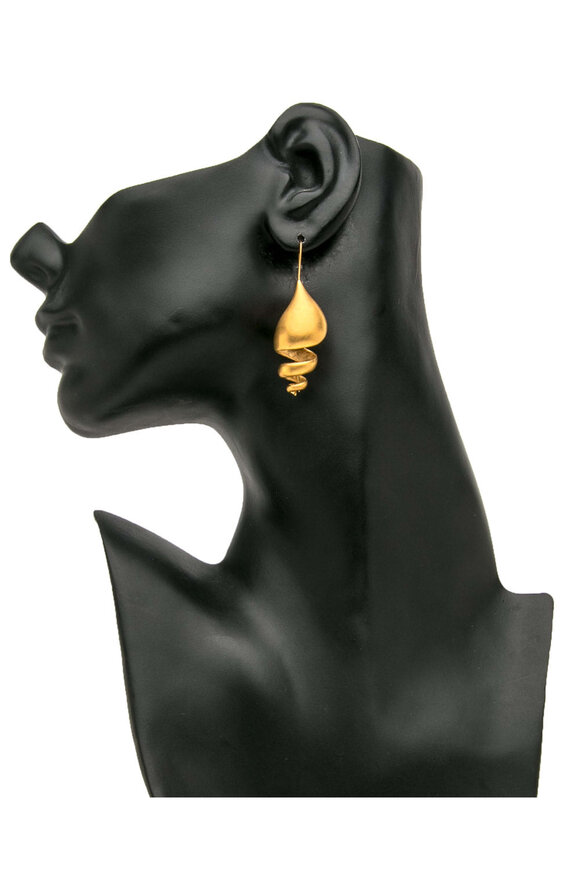 Ted Muehling Yellow Gold Turret Earrings - view 3