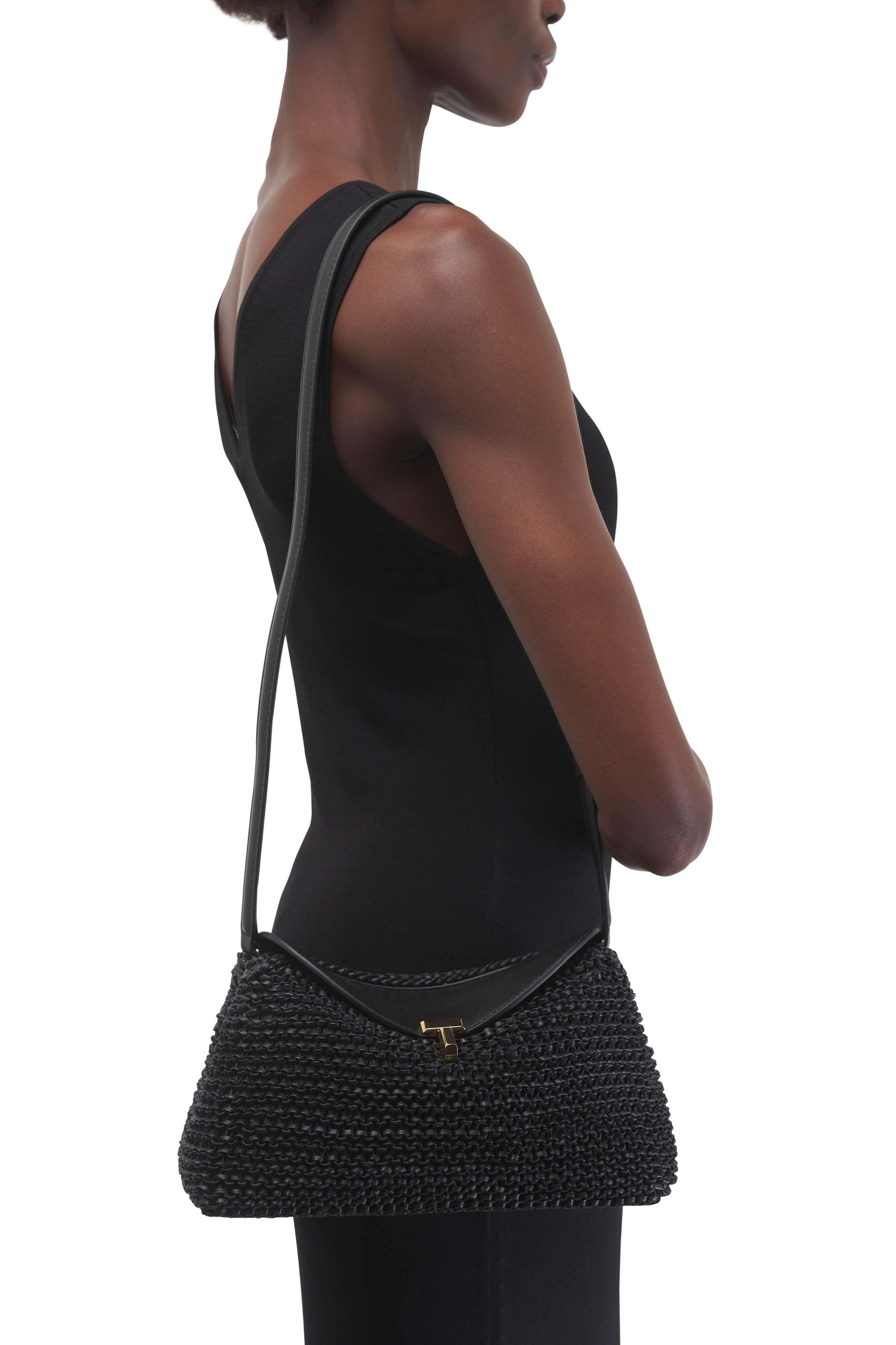 【toteme】関税送料込 T-Lock ペブルグレインレザークラッチ TOTEME T-Lock レザー クラッチ | NET-A-PORTER