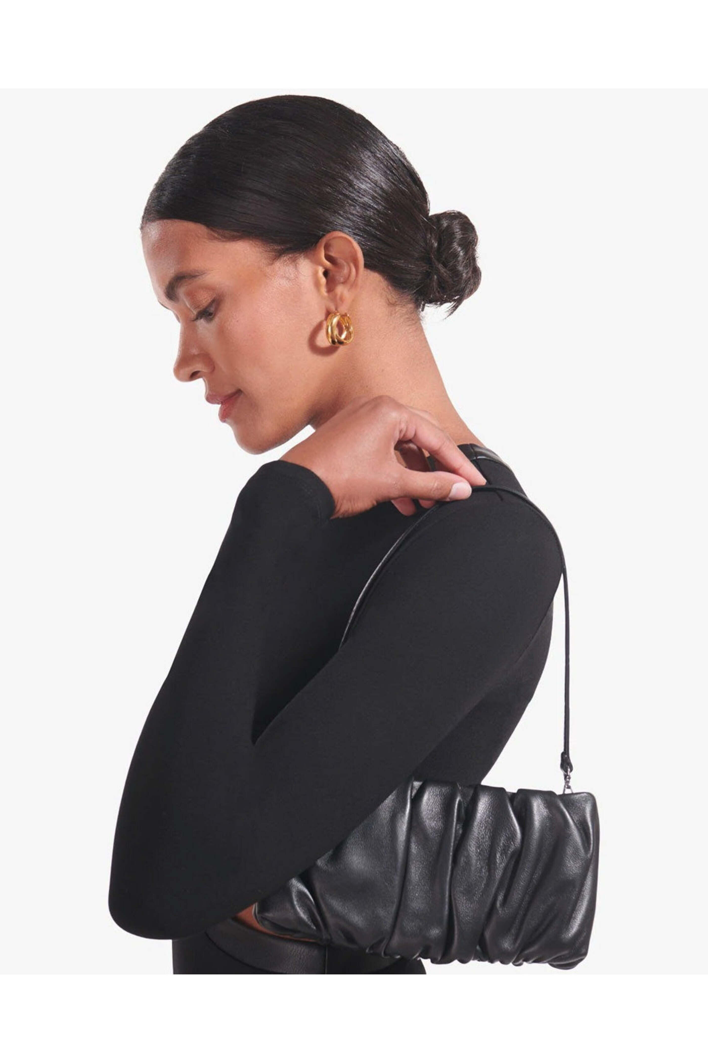 Staud - Bean Shoulder Bag in Black