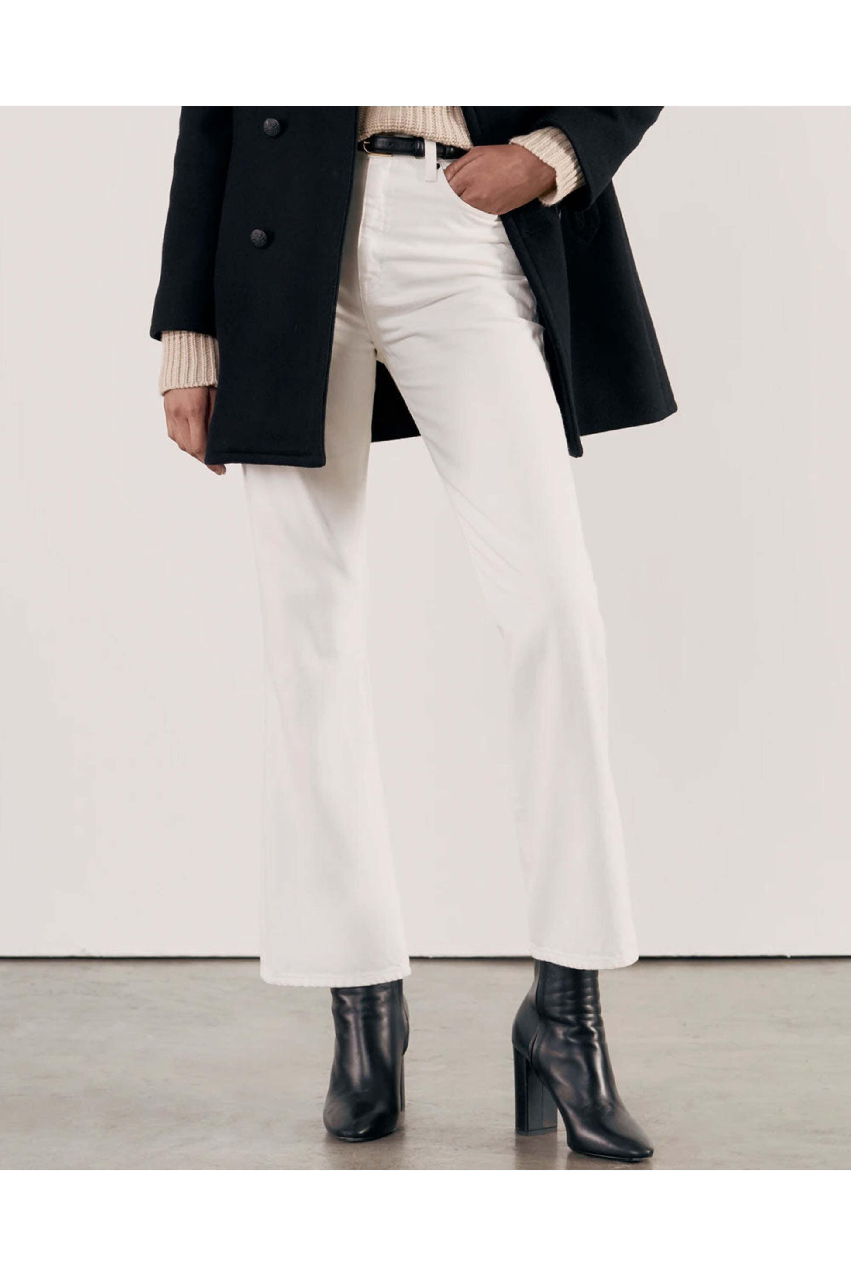 Nili Lotan - Boot Cut Jean in Cream Wash