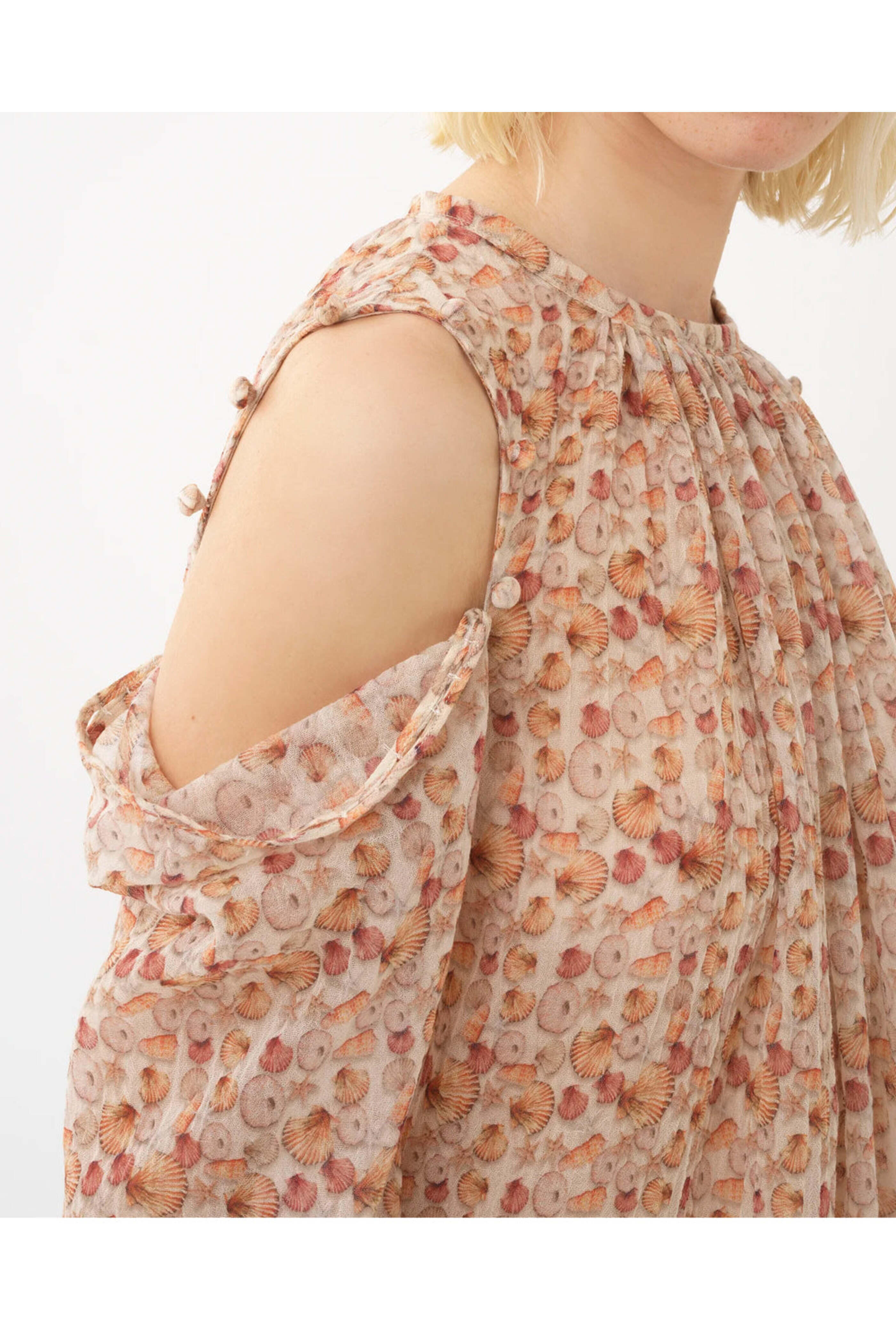 Chloé - Seashell Print Long Sleeve Ruffle Blouse