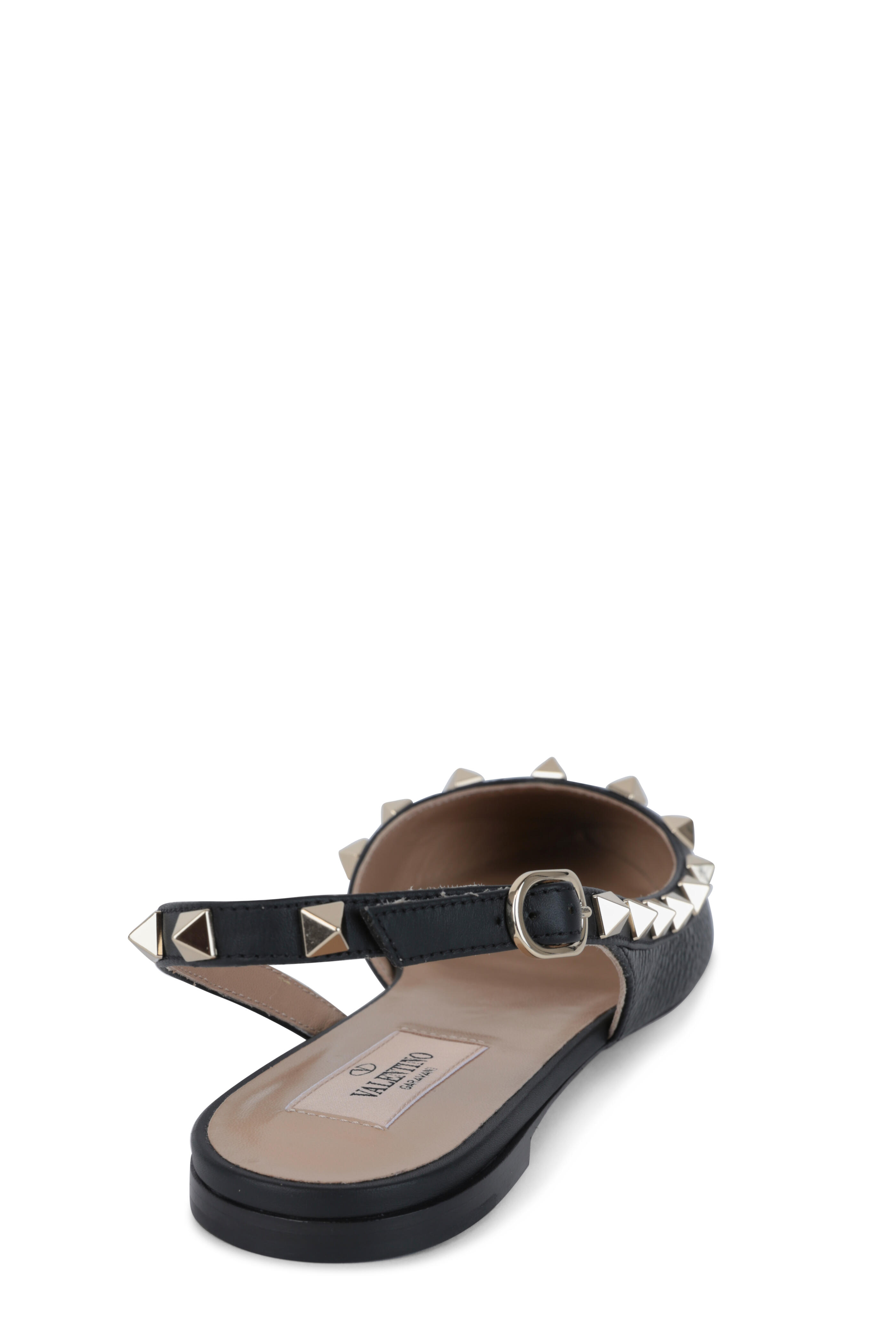 【関税＆送料込み】Valentino Garavani Rockstud Leather Flat Rockstud Flat Calfskin Sandal With Straps for Woman in