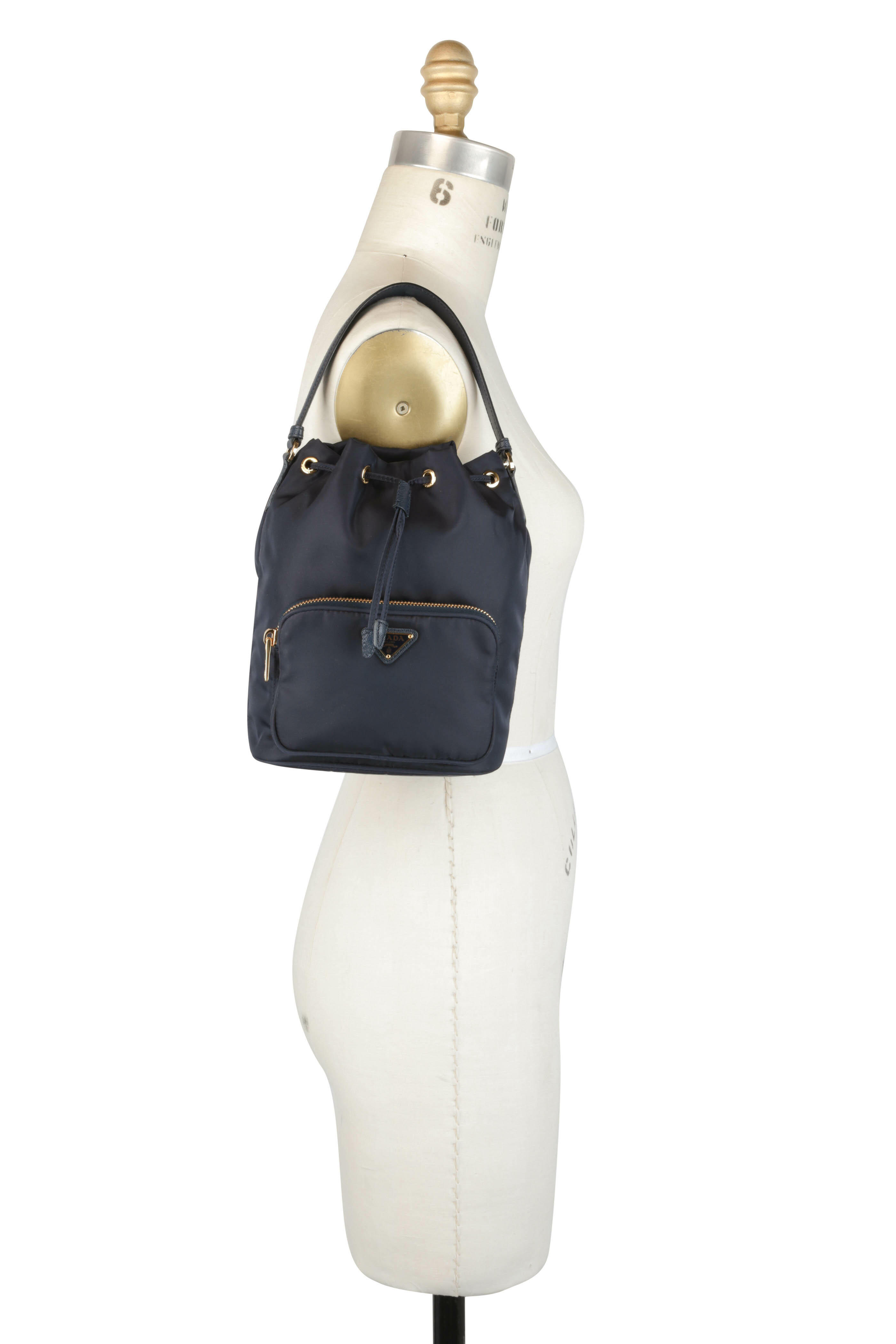 Kate spade 2025 taylor bucket bag