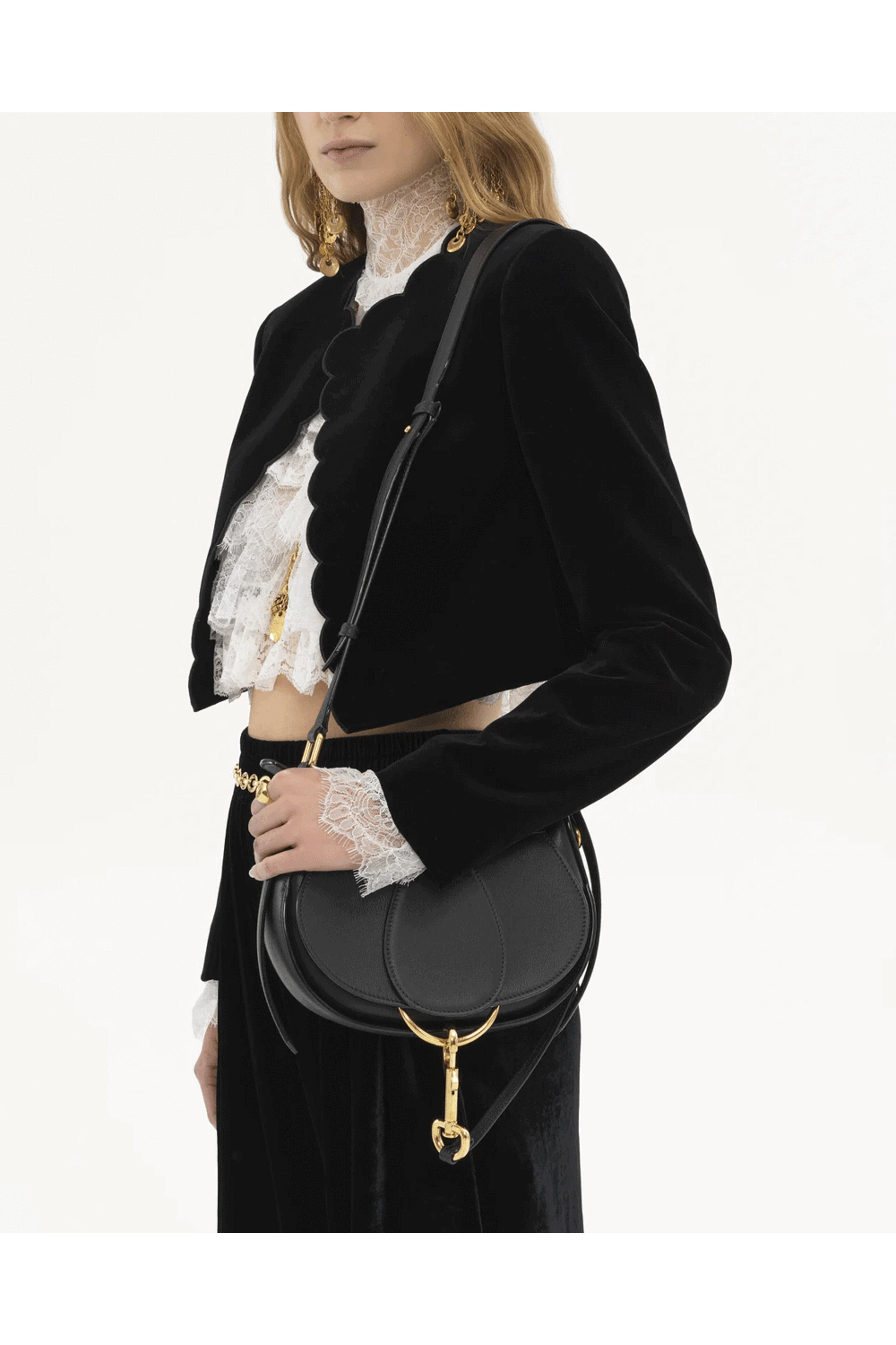 ショルダーバッグ・ポシェット Chloe Small Black Icons Leather Bag Chloé Icons Shoulder Bag In Soft Leather in Black | Chloé US