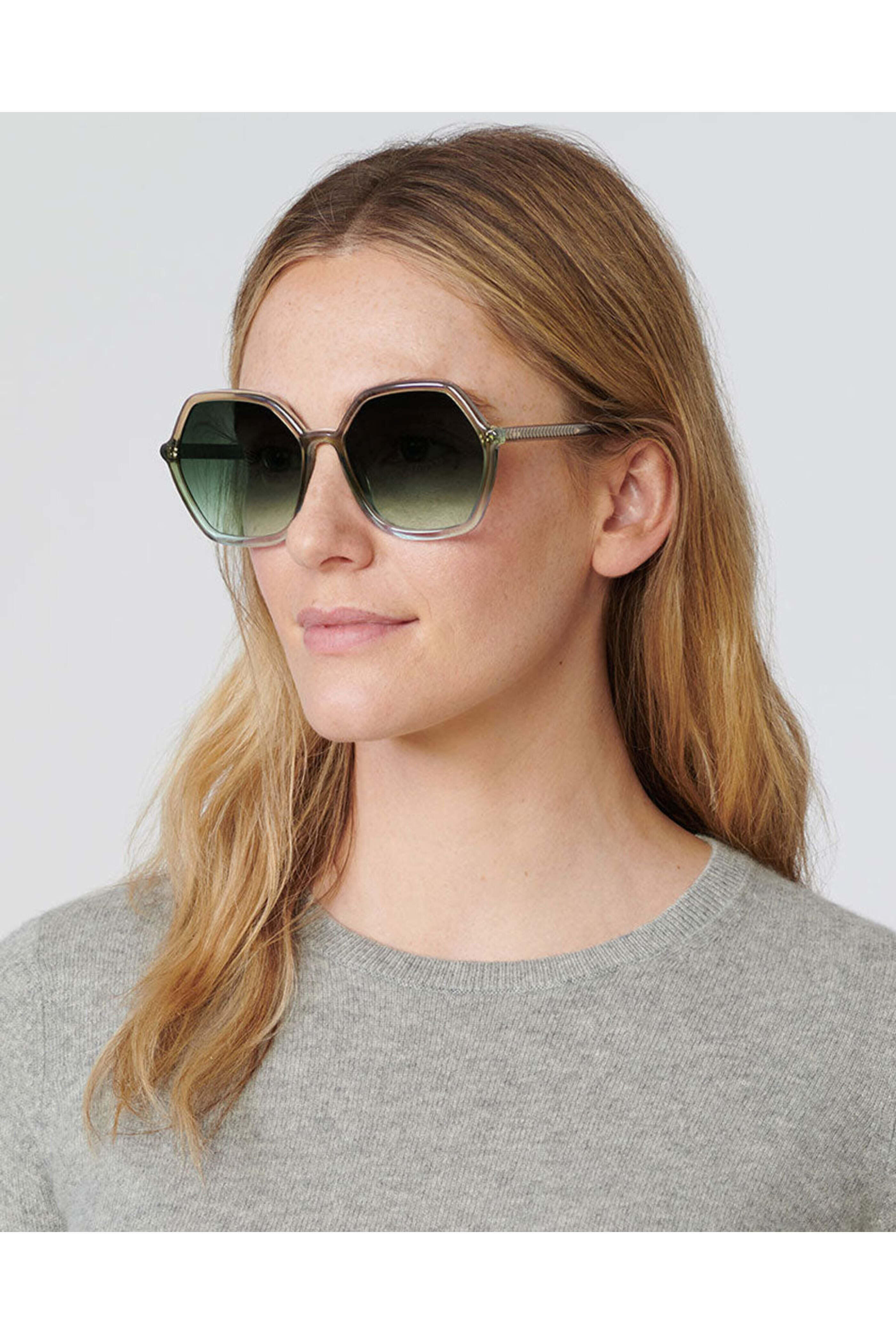 Krewe - Jackie Sunglasses in Matcha and Pine | Mitchell Stores display picture 1