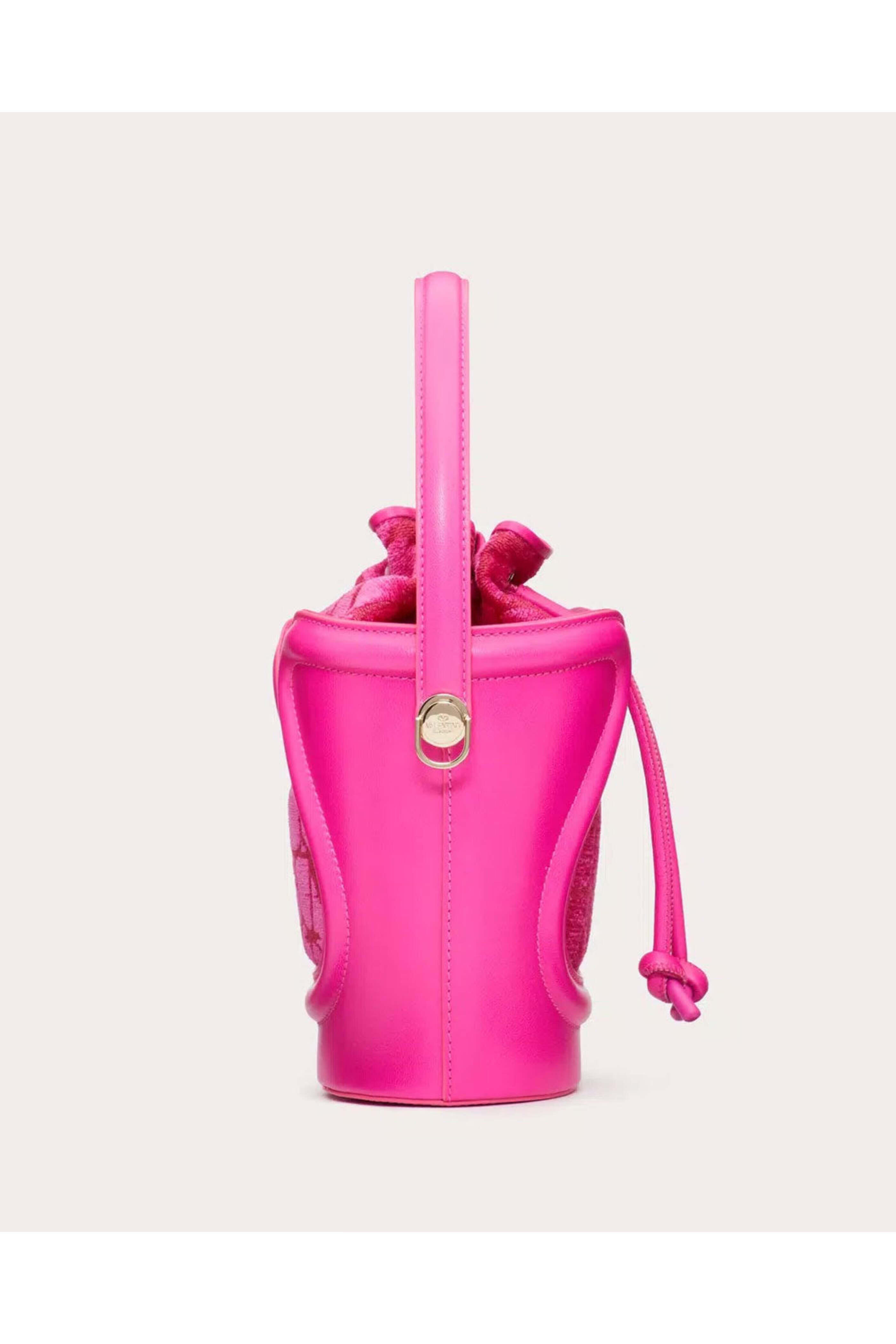 Valentino Garavani - La Cinquieme Toile Iconographe Bucket Bag in Pink