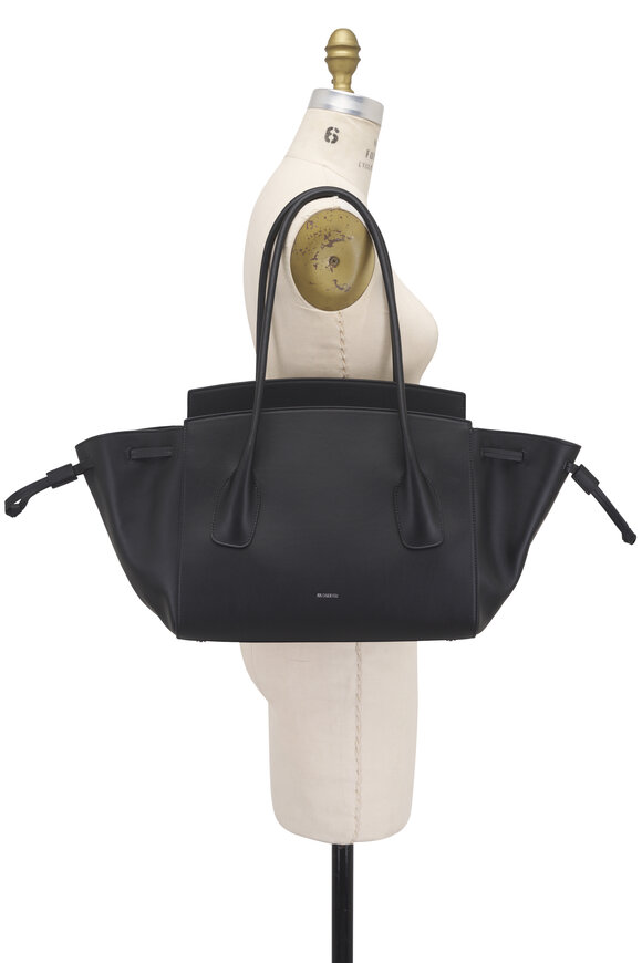 ハンドバッグ Jil Sander Small 'Voyage' Black Leather Jil Sander - Small Voyage Black Leather Handbag | Mitchell