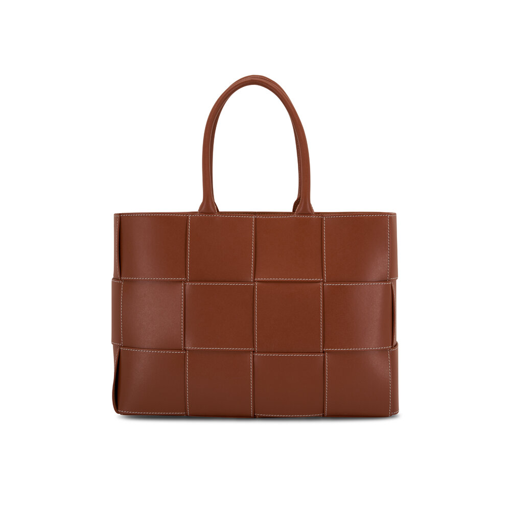 BOTTEGA VENETA: Cube tote in woven leather - Beige