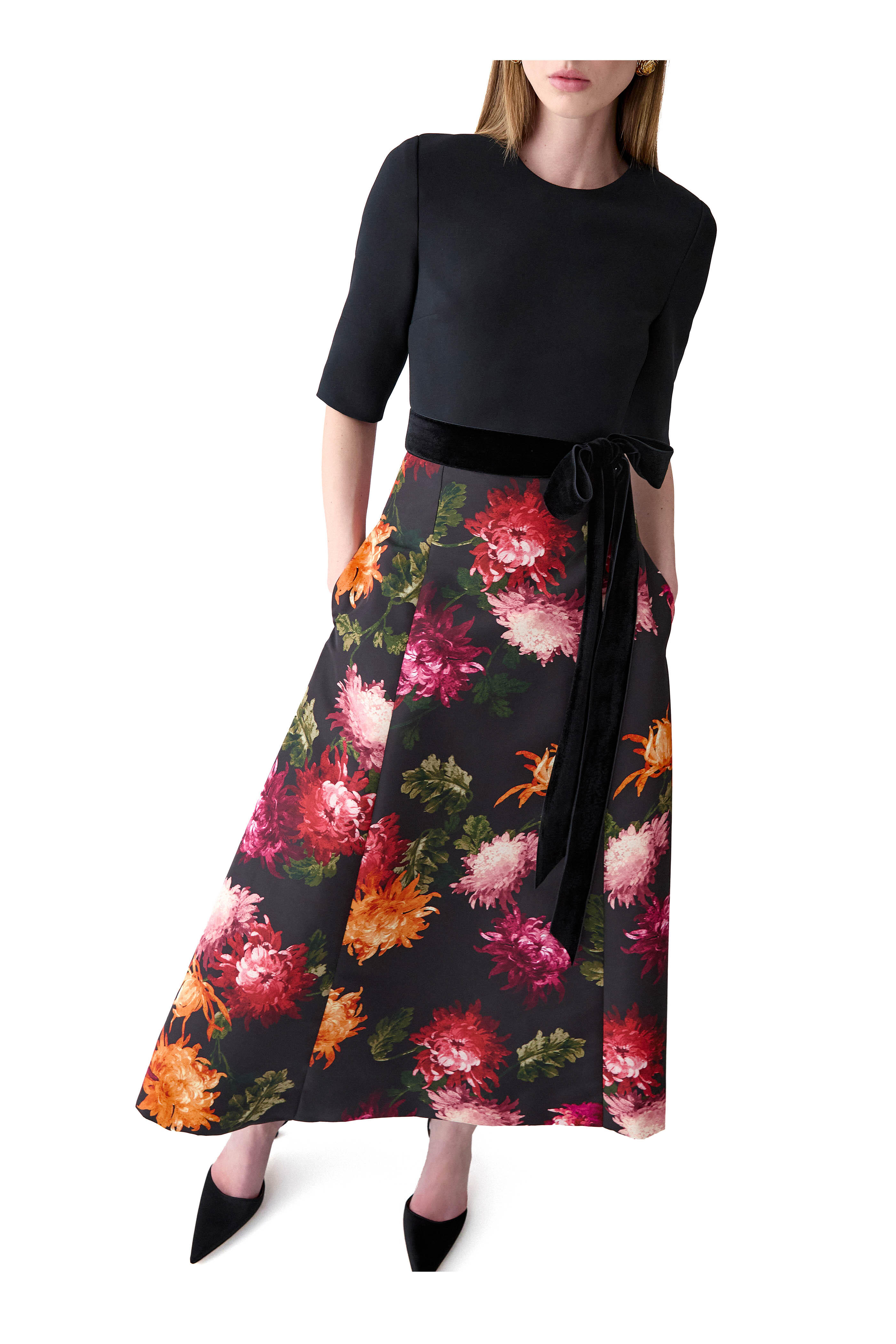 Carolina Herrera - Black Floral Elbow Sleeve Bow Midi Dress