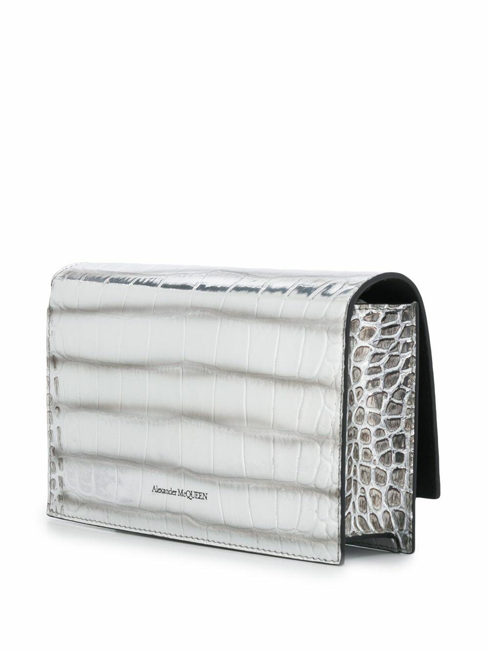 ショルダーバッグ・ポシェット alexander mcqueen Silver leather small Seal shoulder bag 22695816_52789625_1000.jpg