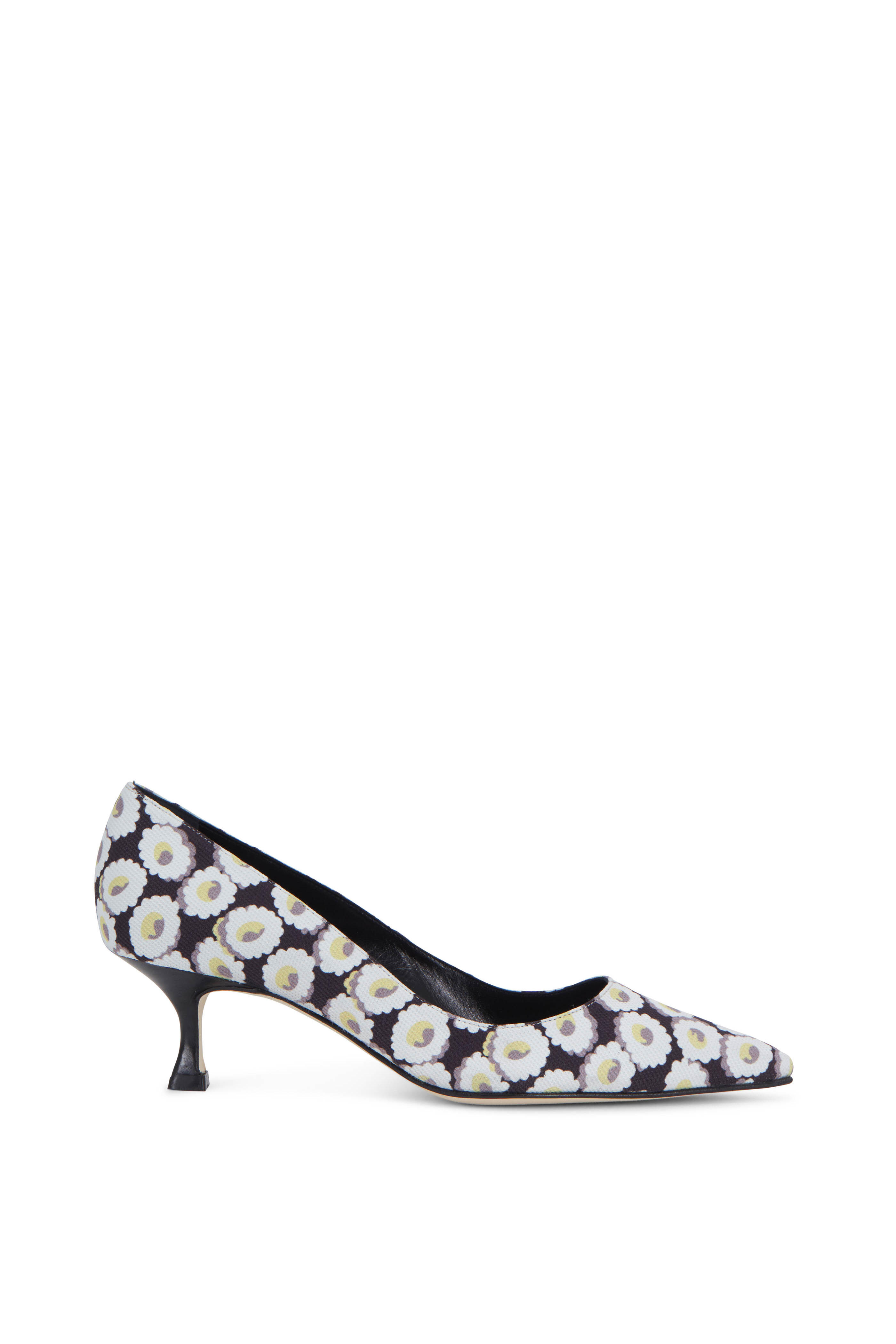 Manolo Blahnik - Lisa Black & White Floral Print Pump, 50mm