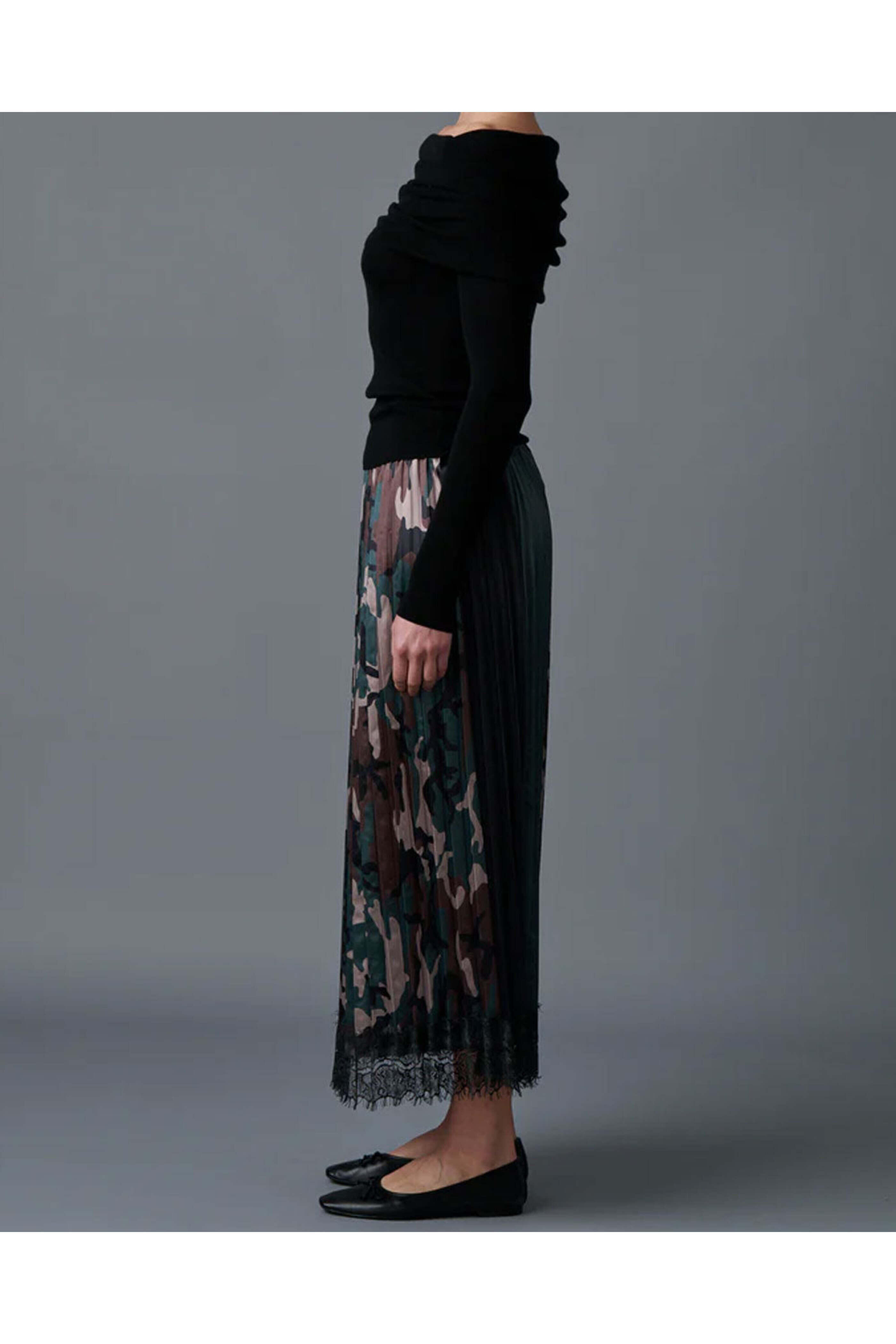 Le Superbe - Urban Camo Pleat Skirt