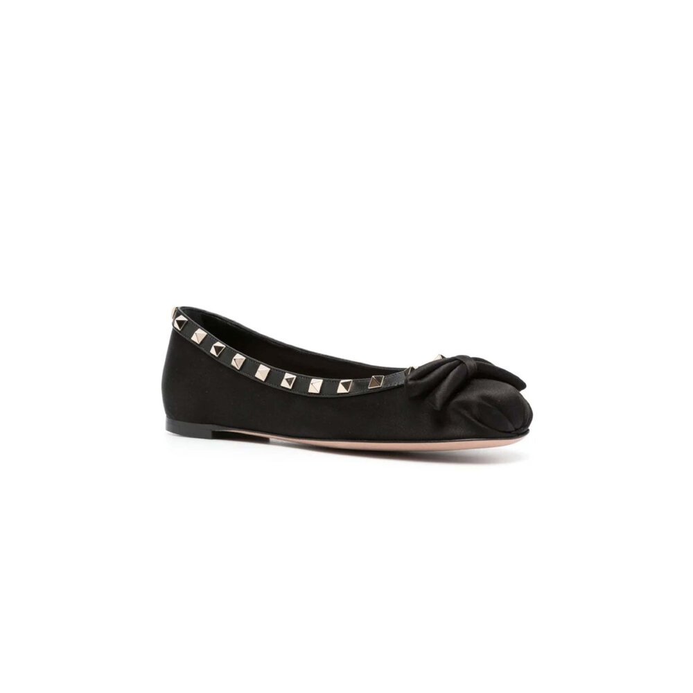 フラットシューズ VALENTINO GARAVANI FLATS NERO Valentino Garavani - Rockstud Satin Ballerina Flat in Nero