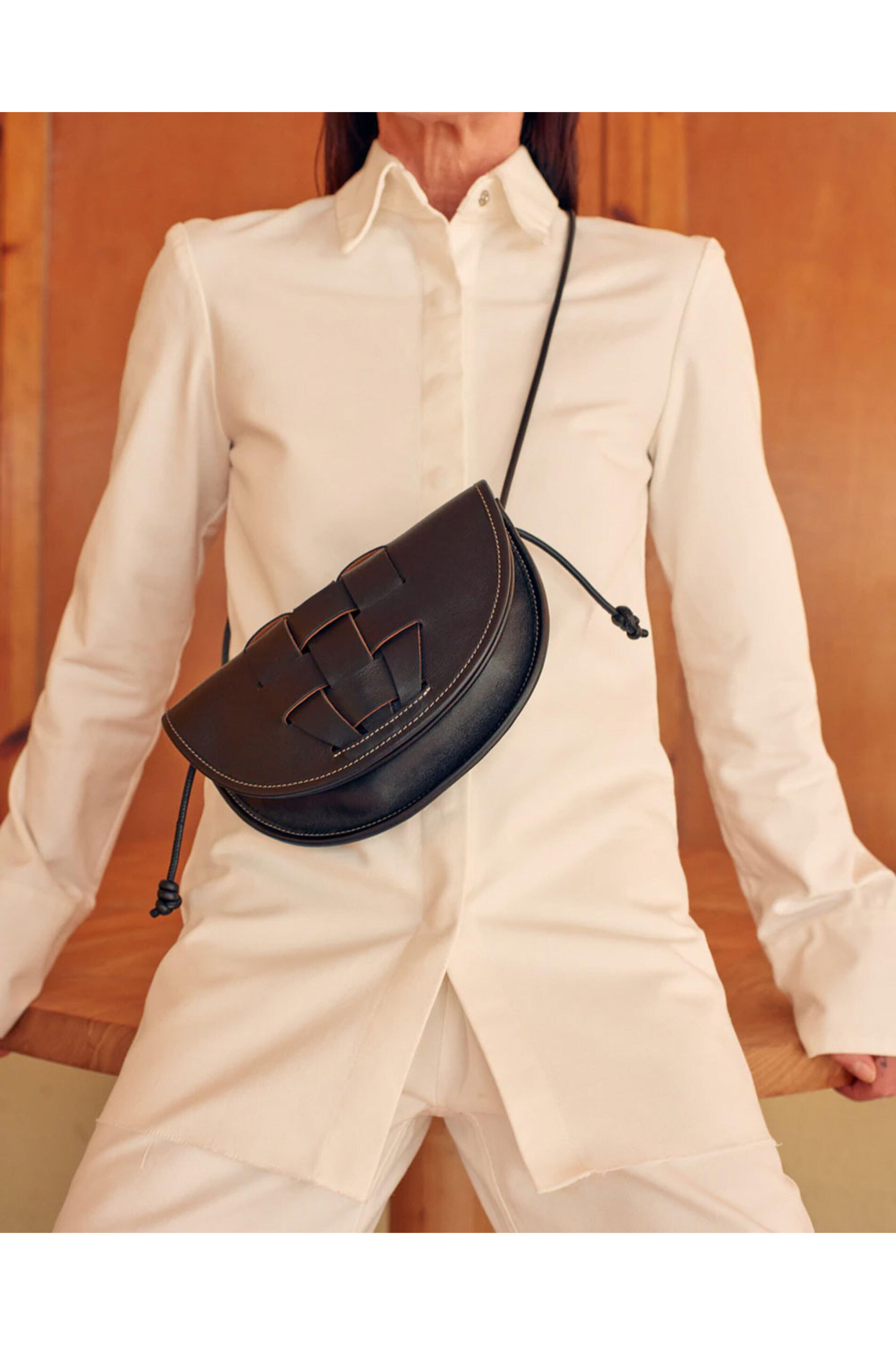 Hereu - Lluna Clutch in Black