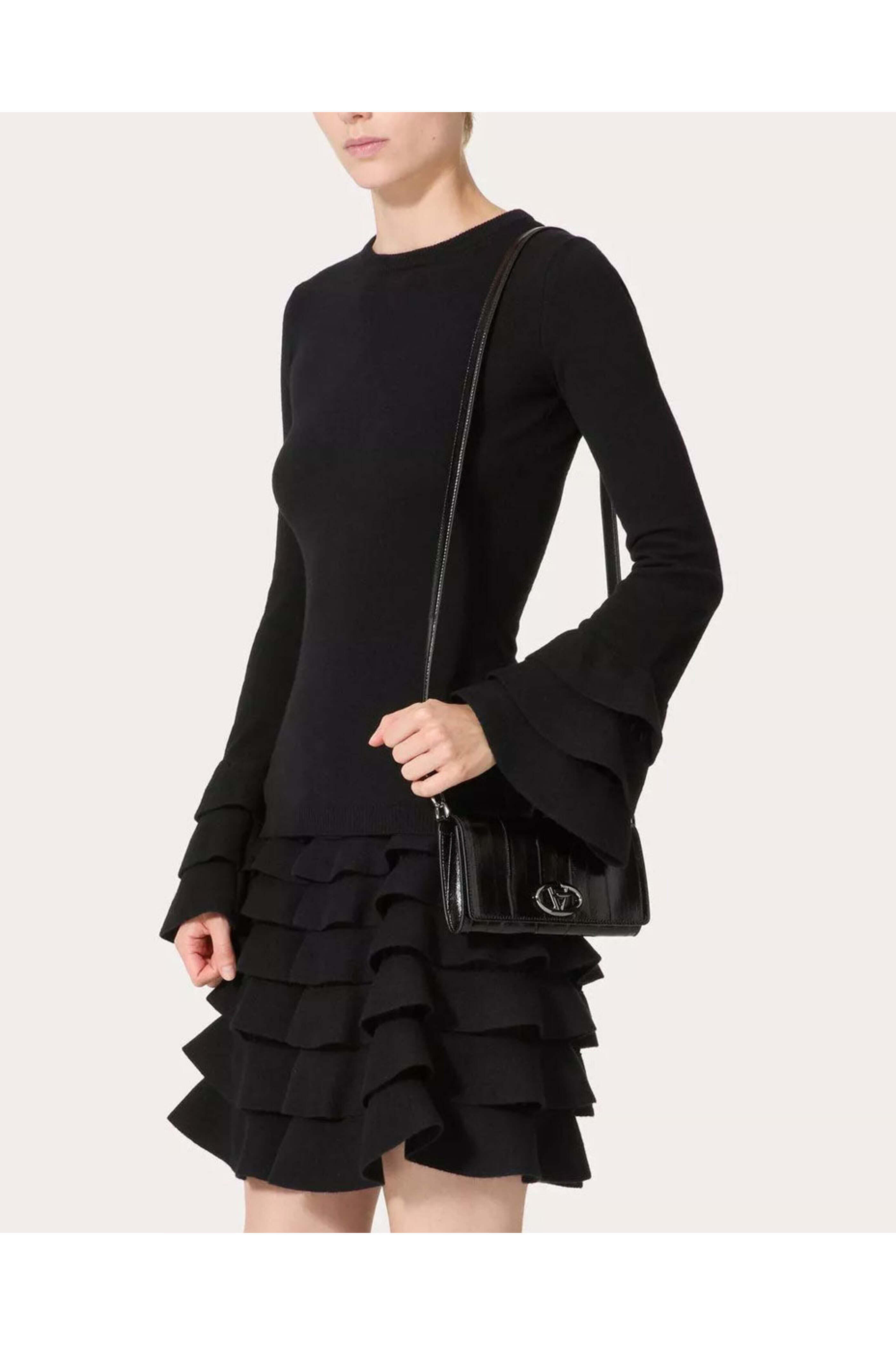 Valentino Garavani - Bold VLogo Textured Leather Wallet in Nero