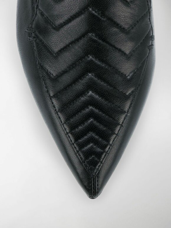 Nicholas Kirkwood - Beya Black Quilted Leather Flat