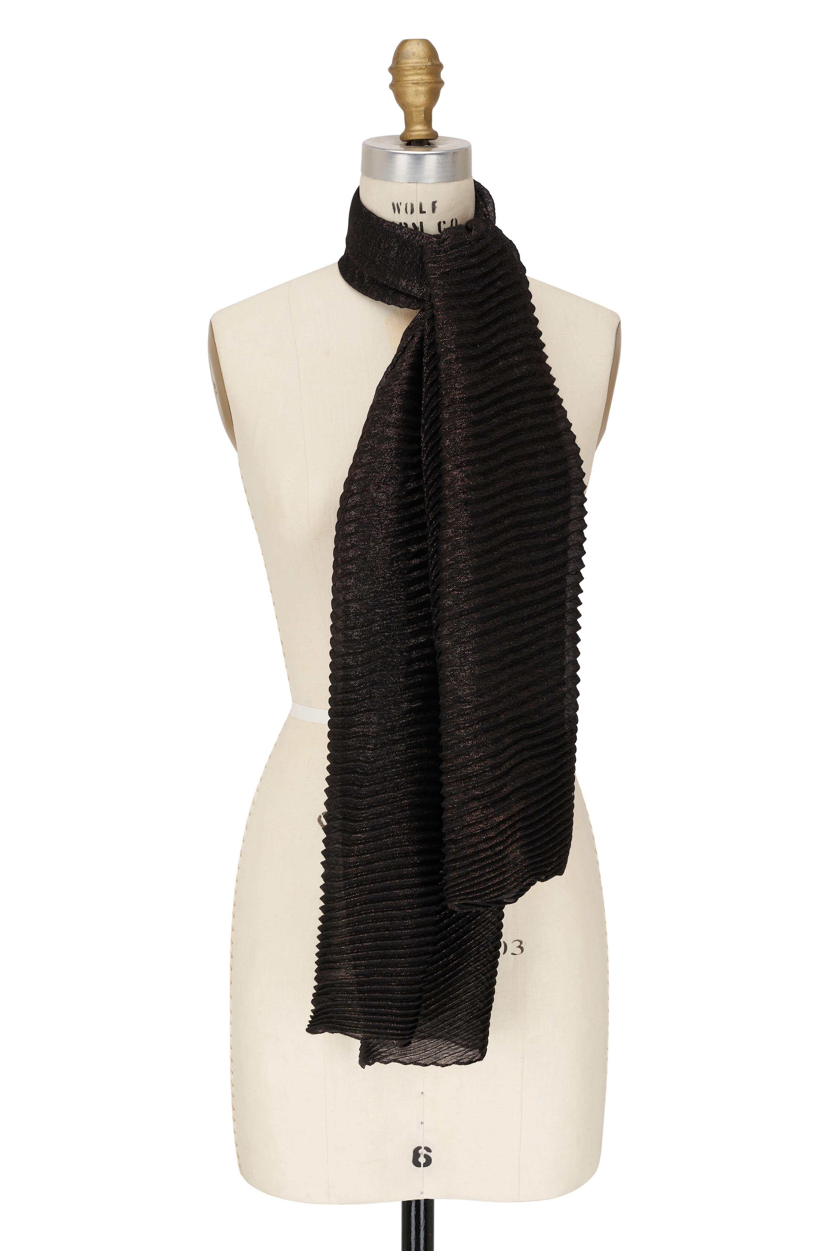 【関税込み】AGNONA Scarves Agnona - Black Cashmere & Silk Pleated Scarf | Mitchell Stores
