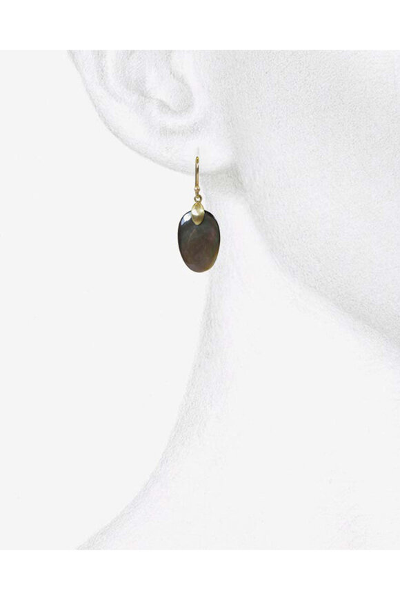 Ted Muehling Gold & Black Mother Of Pearl Small Chip Earrings - view 4