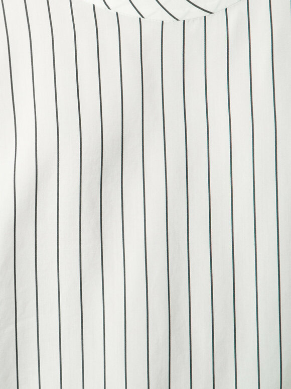 Brunello Cucinelli - White & Black Silk Striped Sleeveless Blouse