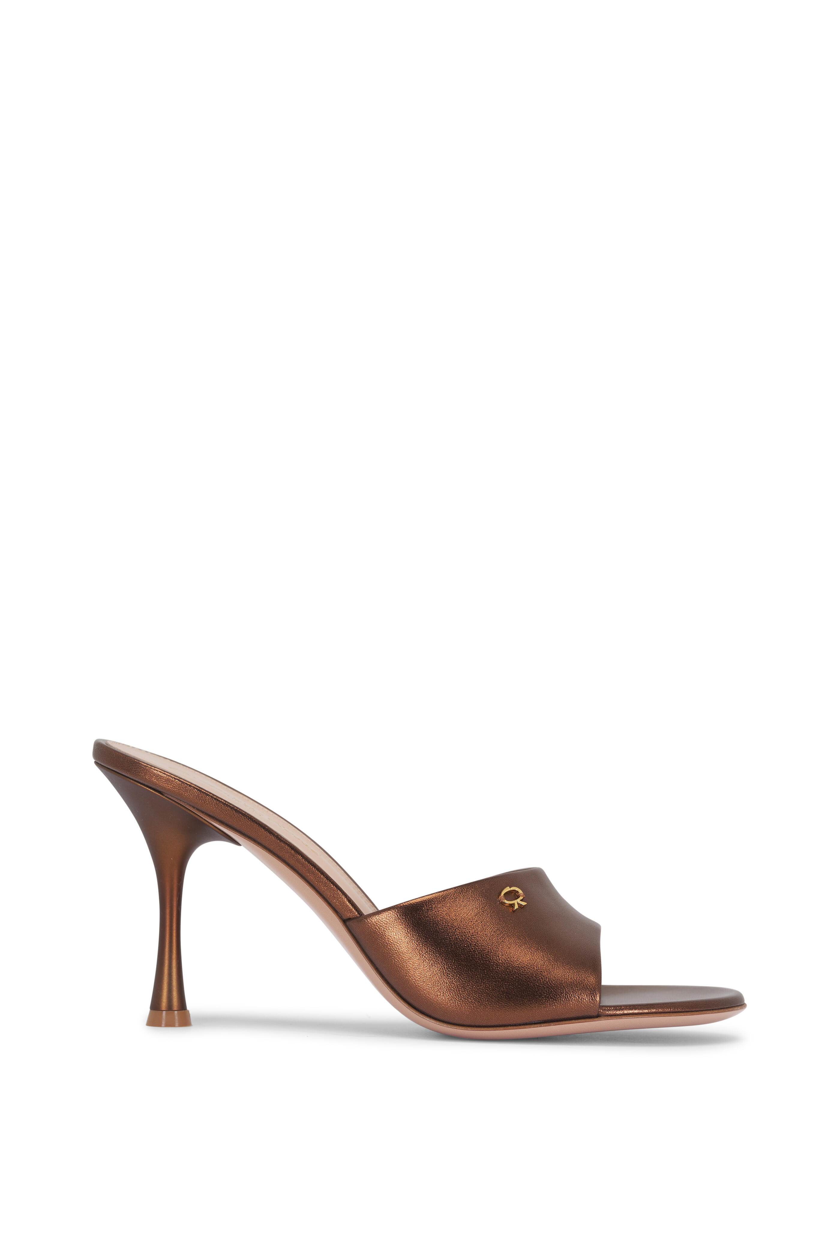 サンダル・ミュール Gianvito Rossi llic Leather Sandal GIANVITO ROSSI Glossed-leather sandals | NET-A-PORTER