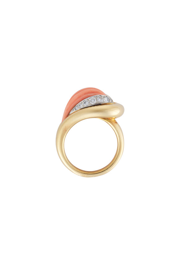 Vintage Collection - Yellow Gold Coral Ring