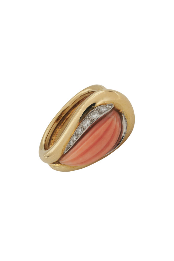 Vintage Collection Yellow Gold Coral Ring