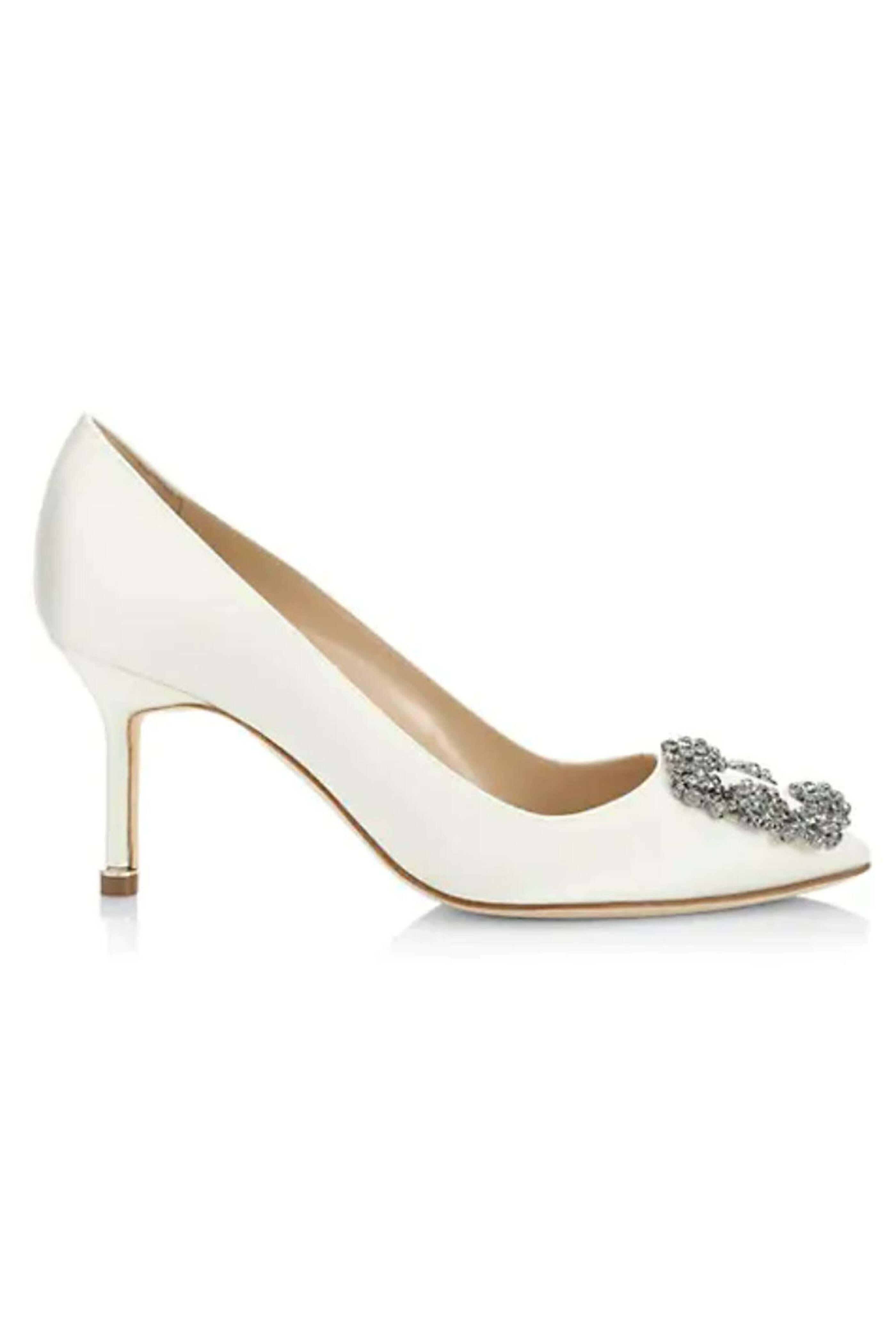 Manolo Blahnik - Hangisi 70 Satin Pump in Light Cream